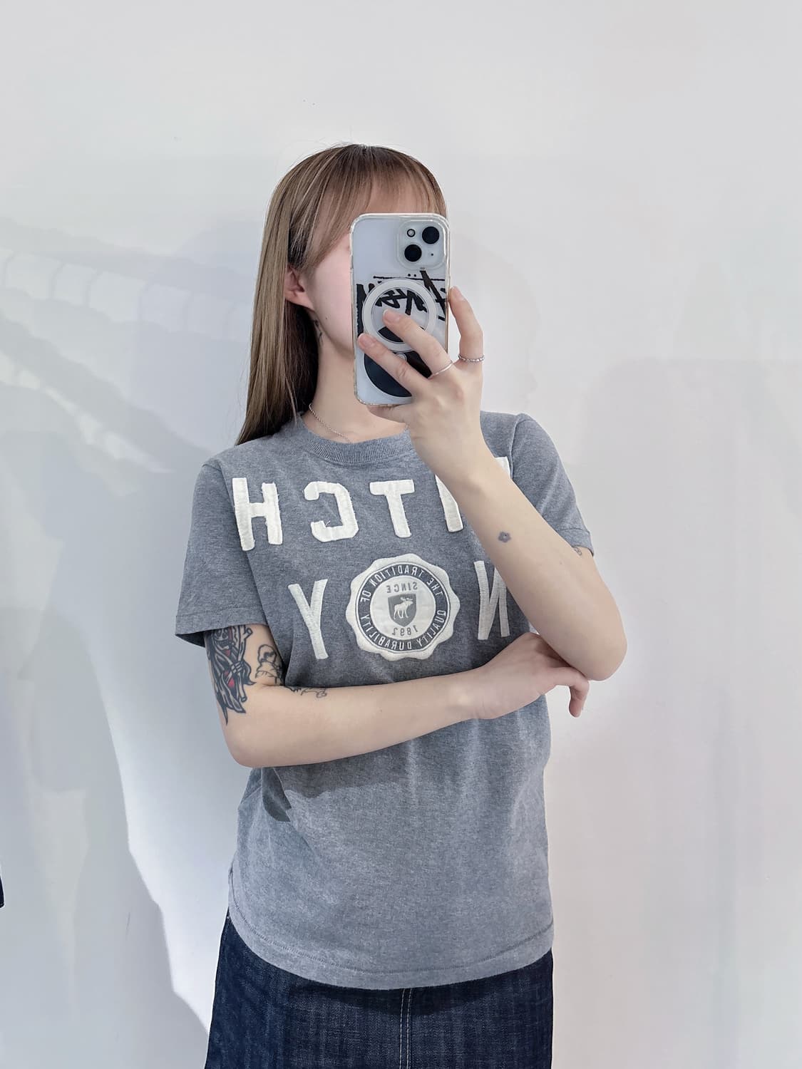 아베크롬비 빅로고 그레이 반팔 상품이미지2