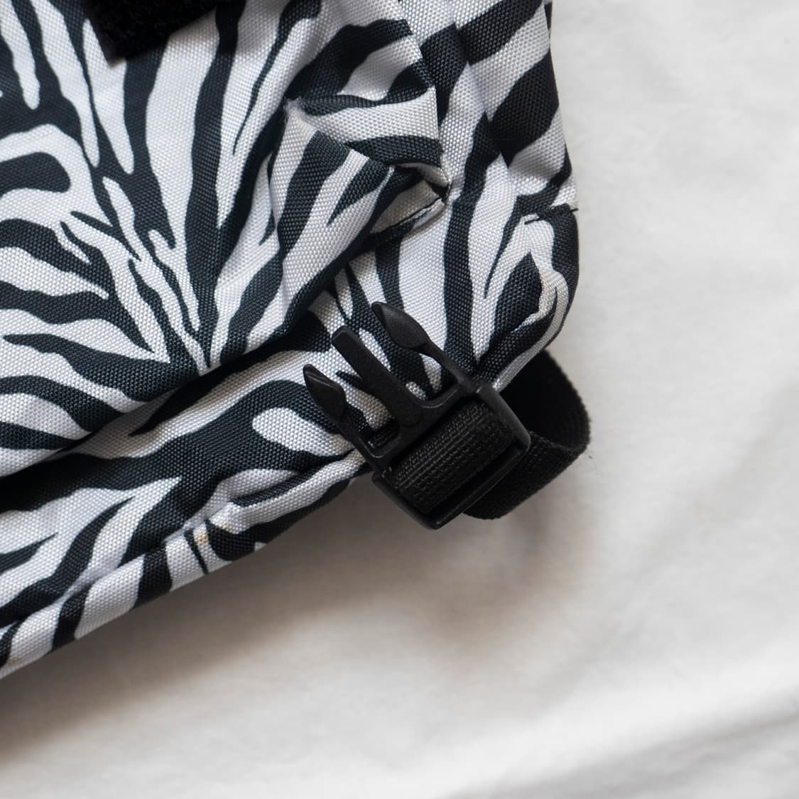 아웃도어 지브라 메신저백 상품이미지3