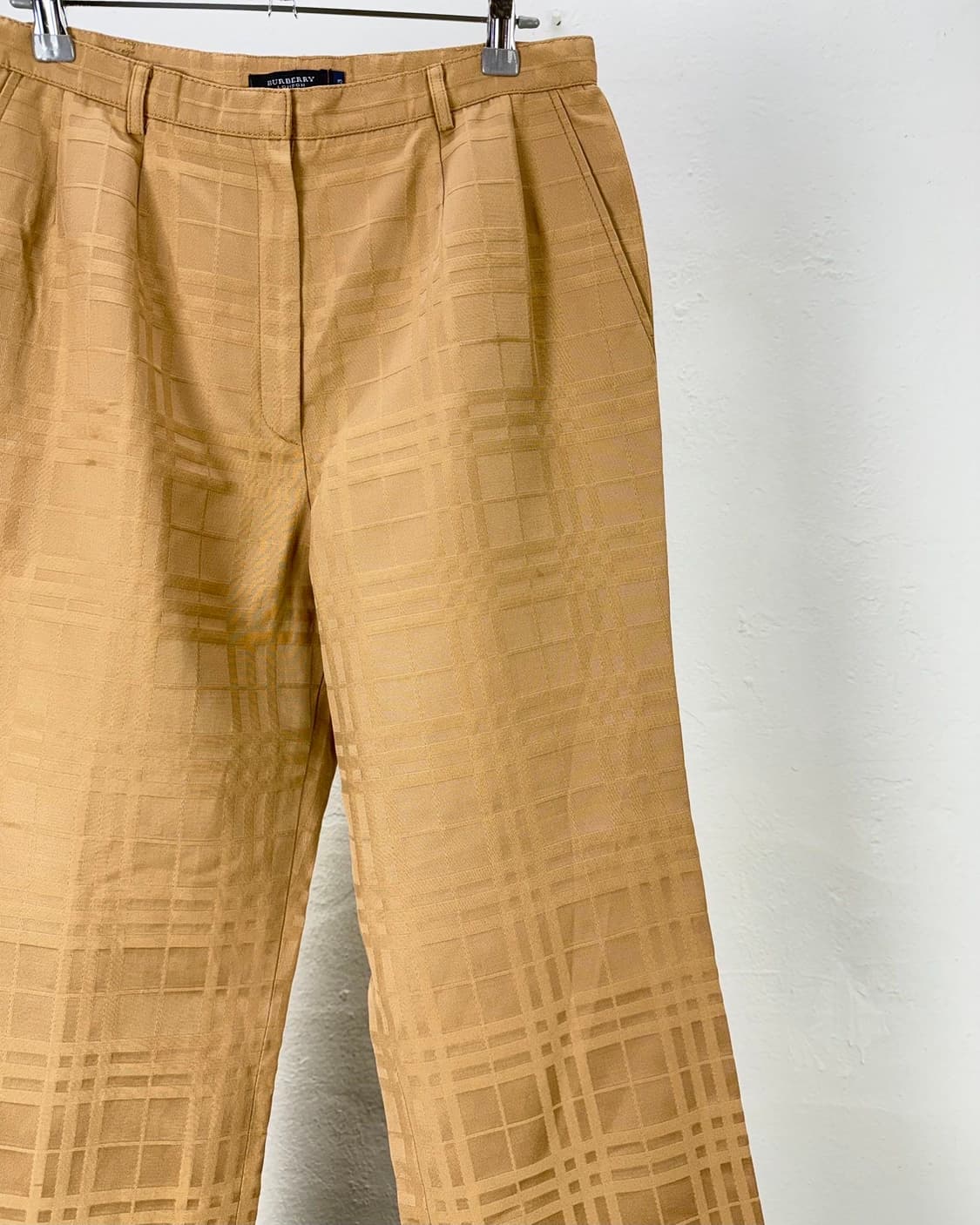 버버리 런던 베이지 체크 그라데이션 코튼 트라우저 상품이미지3
