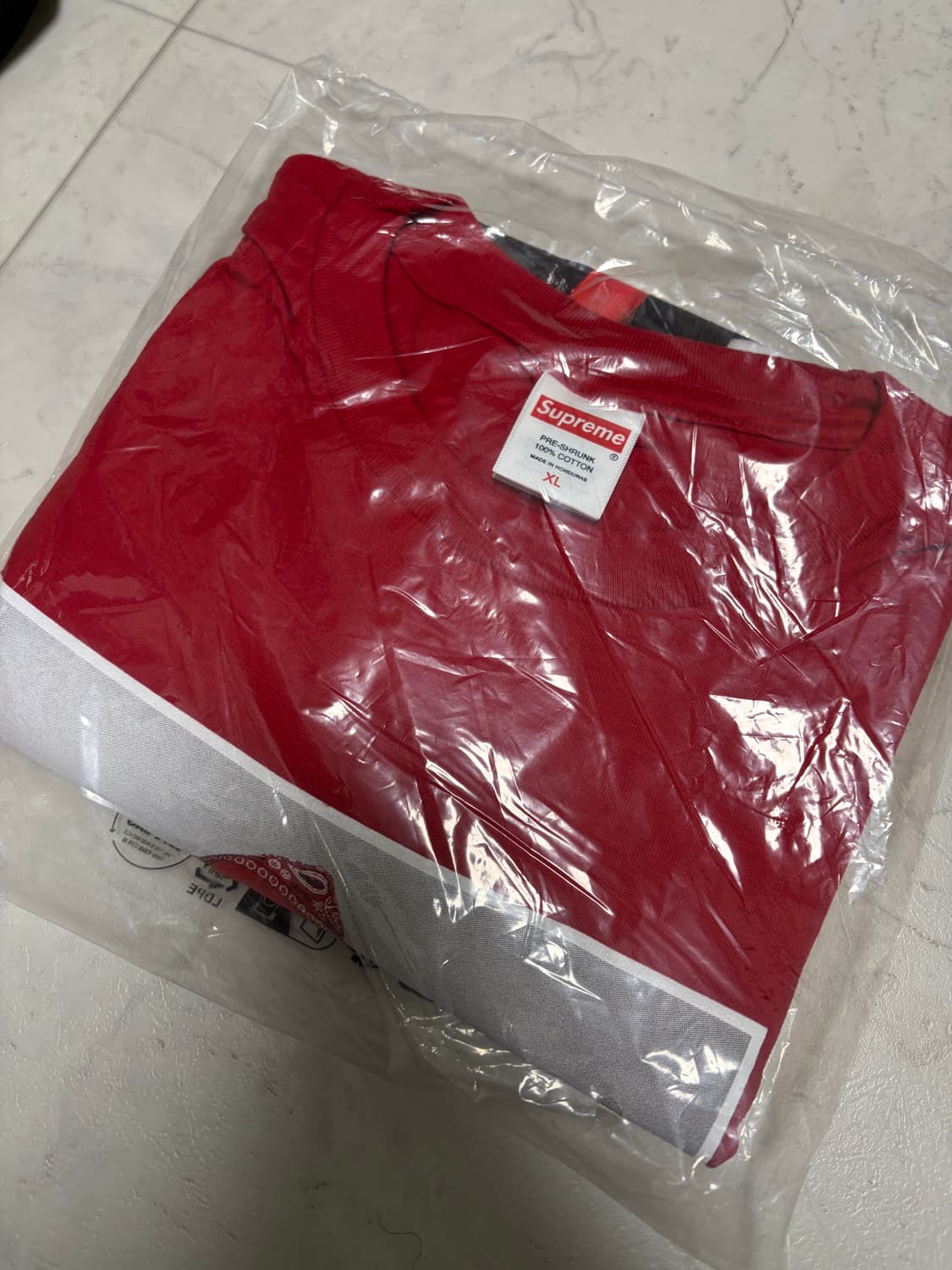 슈프림 플레이보이 카티 티셔츠 레드 - 25FW 상품이미지3