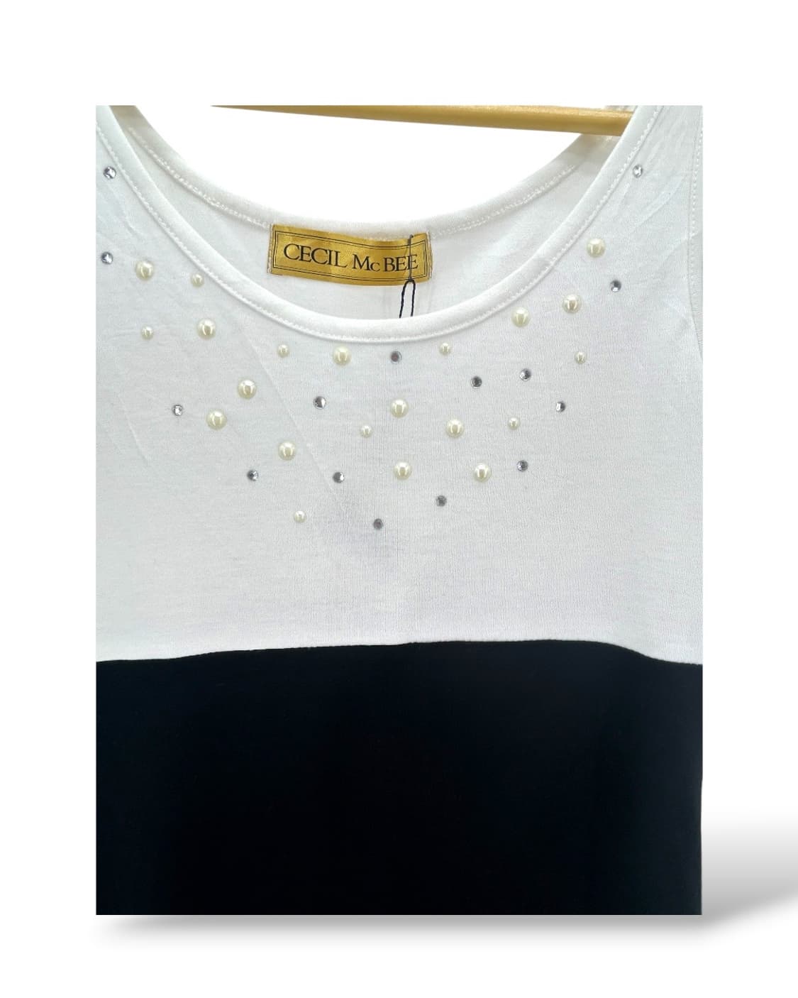 Cecil McBee 펄 디테일 블랙화이트 슬리브리스 상품이미지3