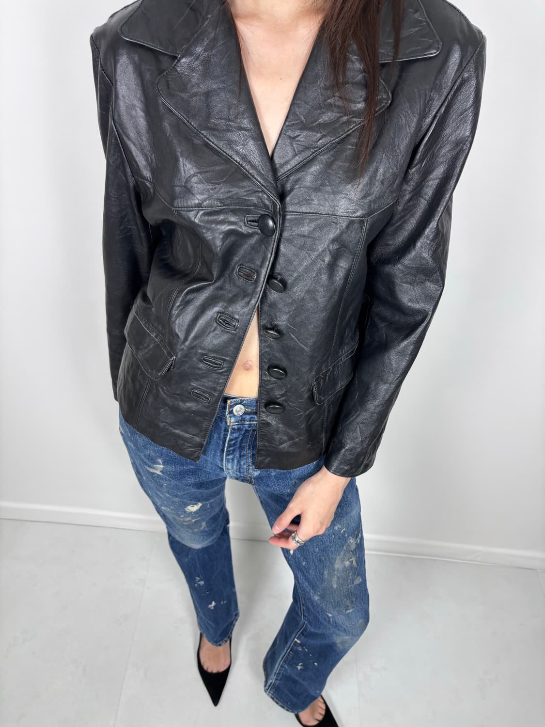CRACKED LEATHER JACKET 상품이미지1