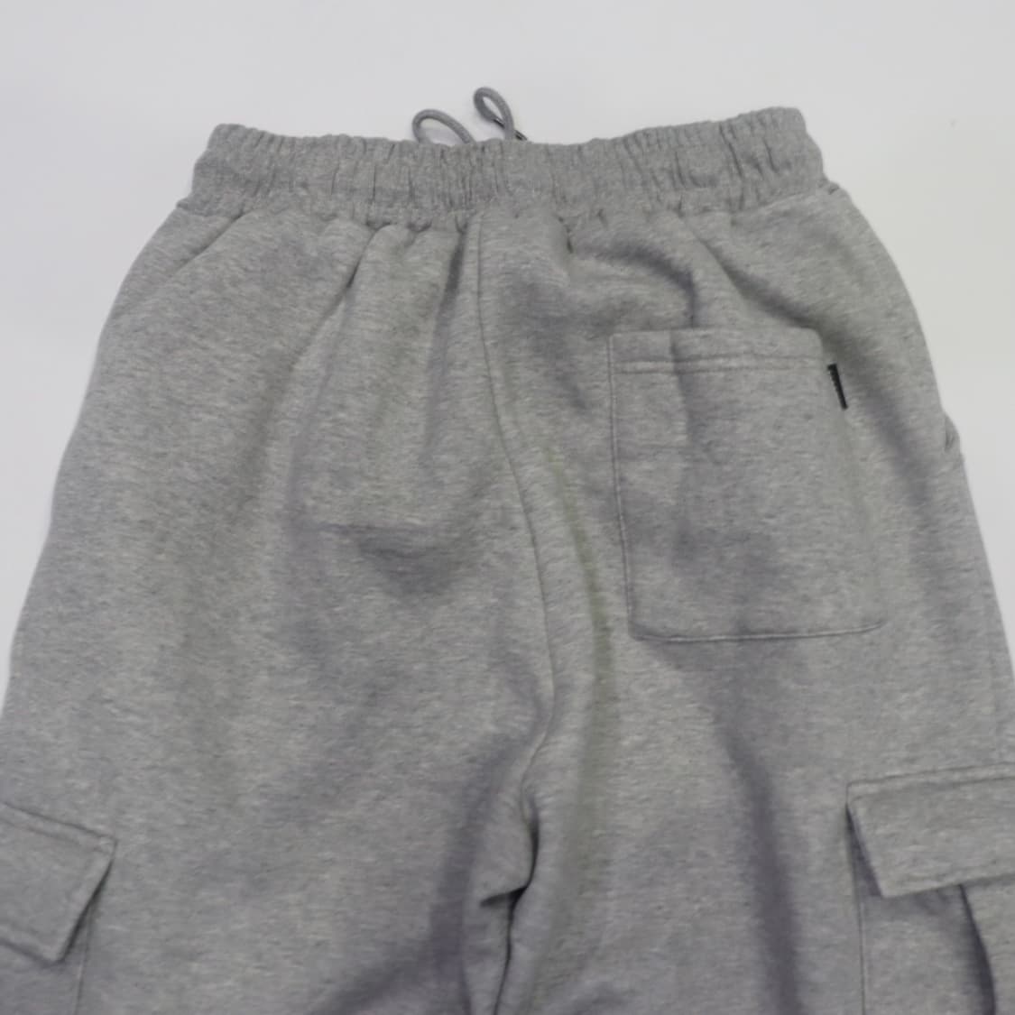 멜란지 와이드 핏 기모 밴딩 카고 스웻 팬츠 상품이미지5