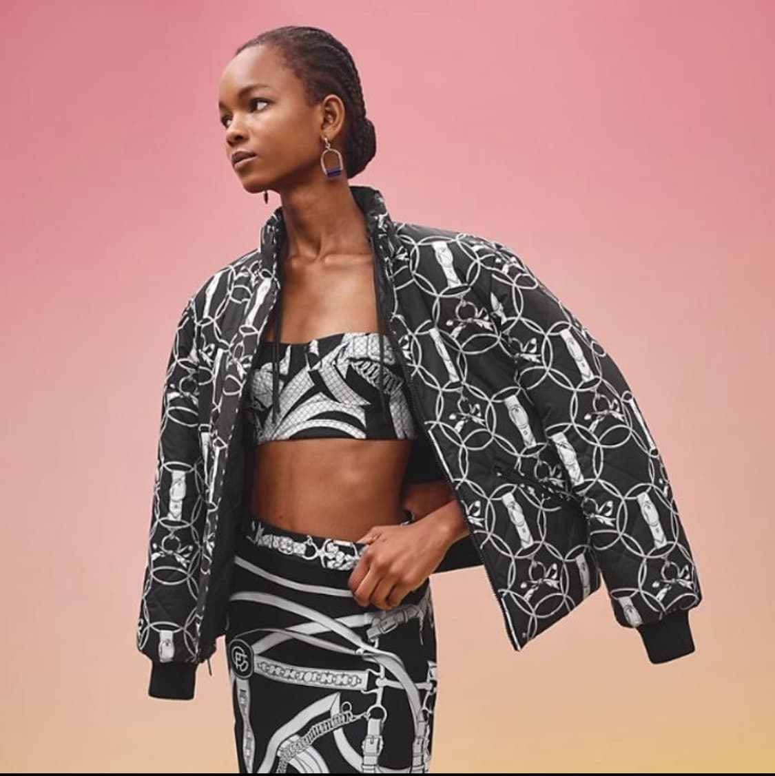 [36] 에르메스 여성 리버시블 샹달 덕다운 패딩 자켓 상품이미지1