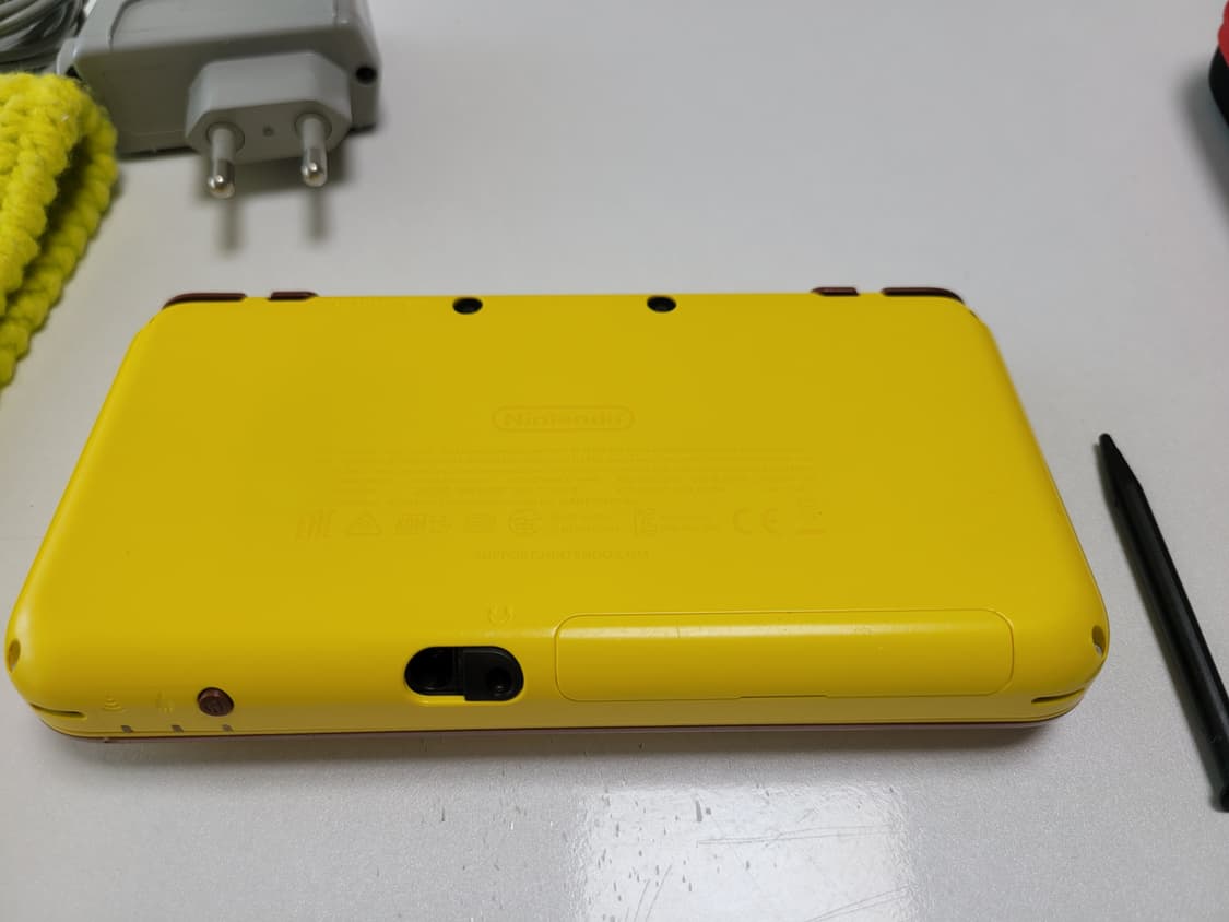 닌텐도 New 2DS XL 피카츄 상품이미지5