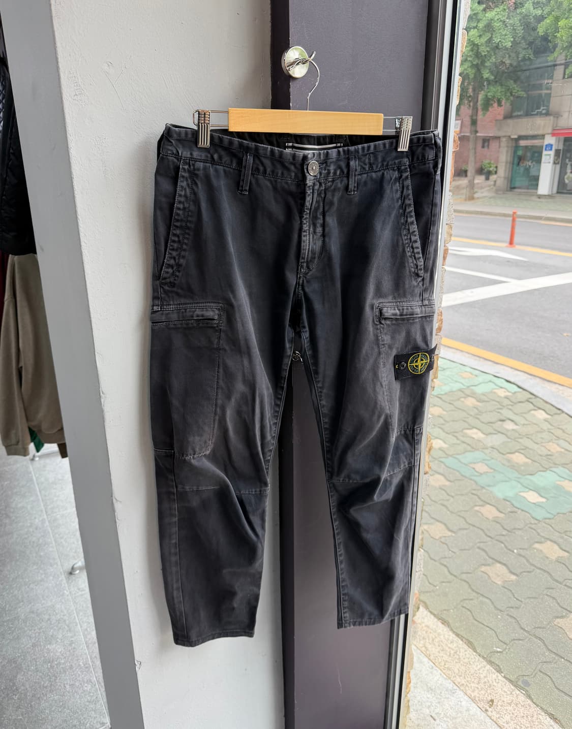 32/ 스톤아일랜드 가먼트다이드 워싱 카고팬츠 상품이미지2