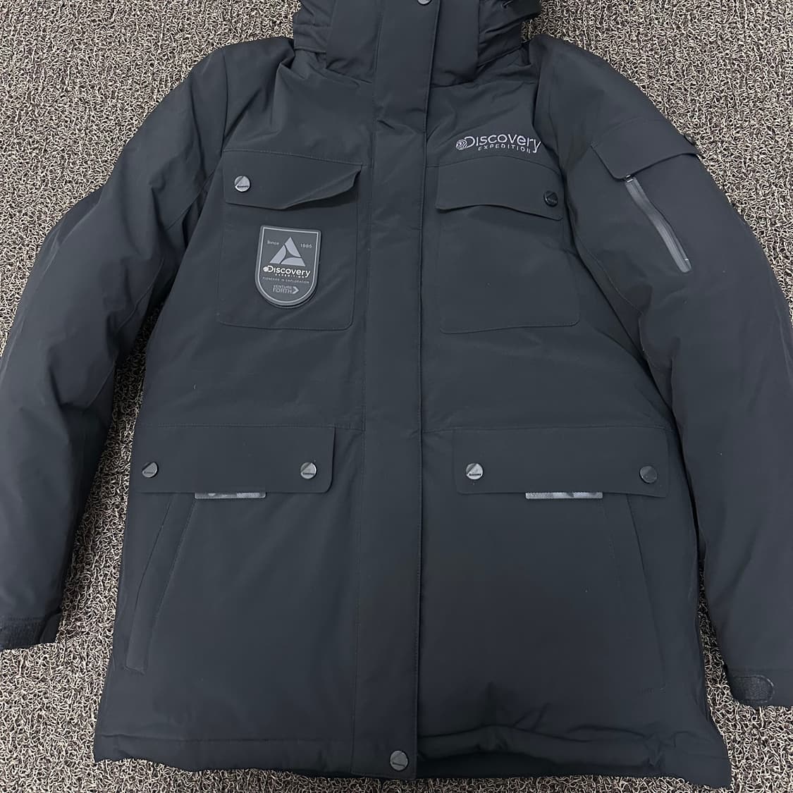 디스커버리 익스페디션 여성 구스다운 패딩 점퍼 블랙 95(M) 상품이미지3