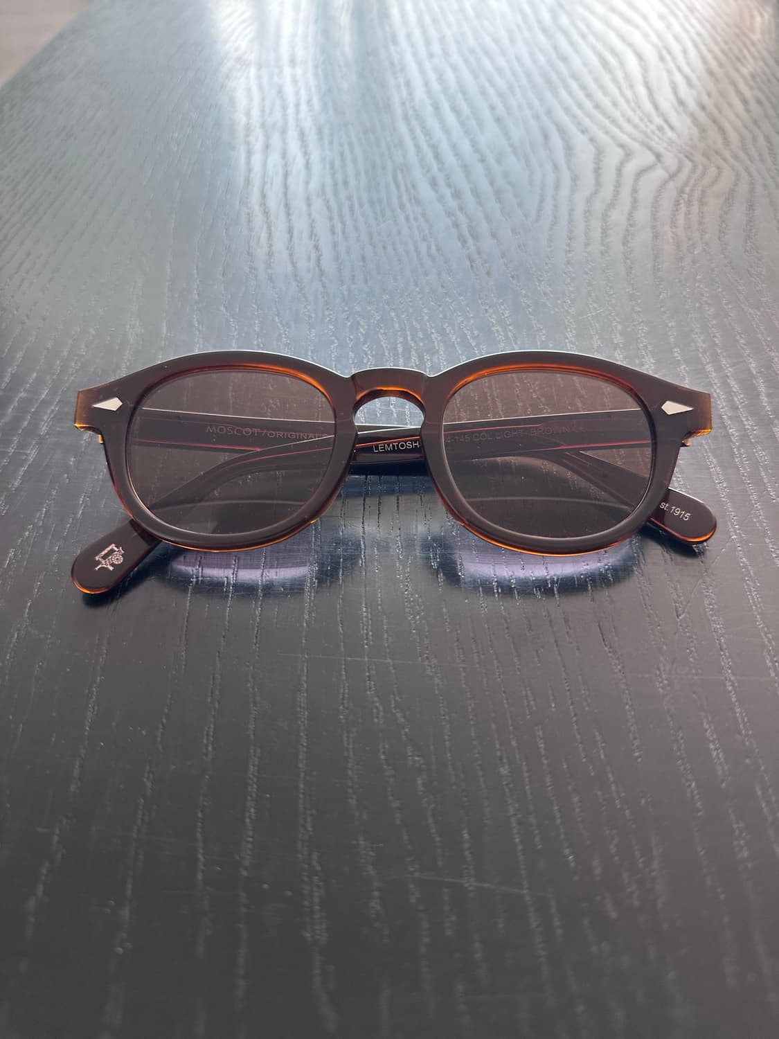 모스콧 렘토쉬 46 라이트 브라운 뿔테 선글라스 상품이미지1
