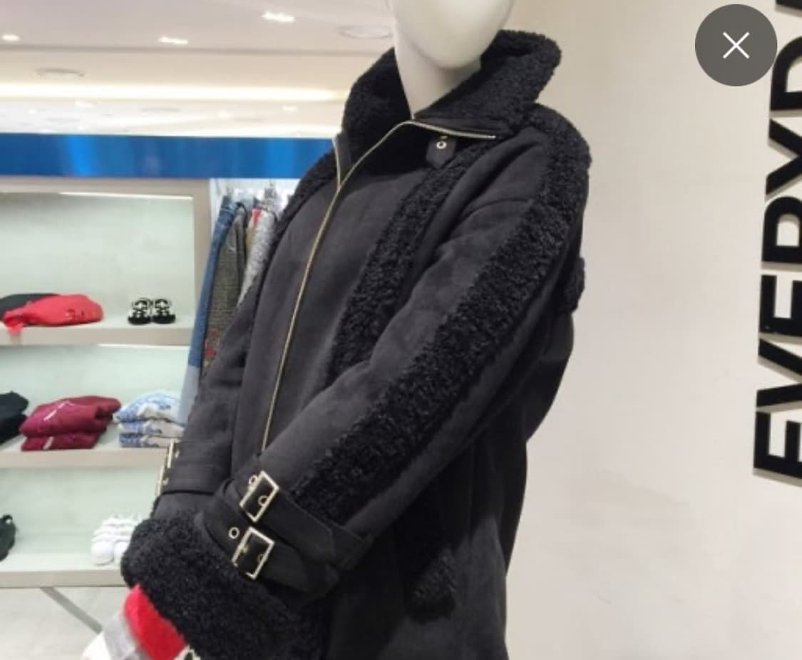 sjyp 블랙 무스탕자켓 상품이미지1