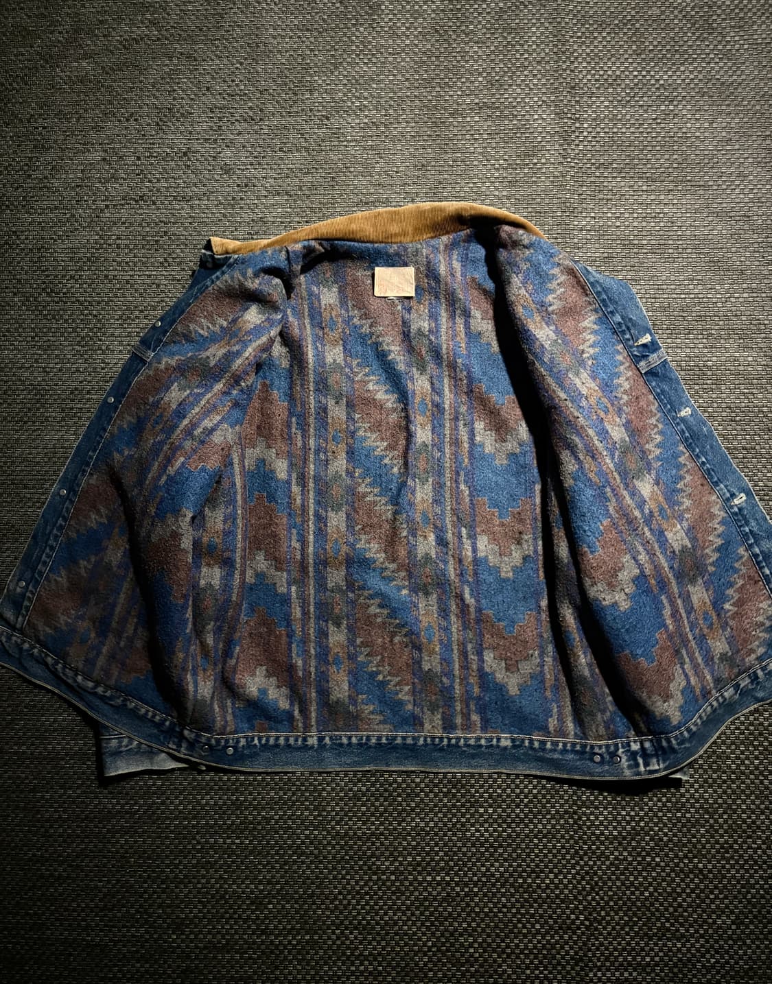 90s 칼하트 아즈텍 트러커 PJB008 XL USA🇺🇸 상품이미지8