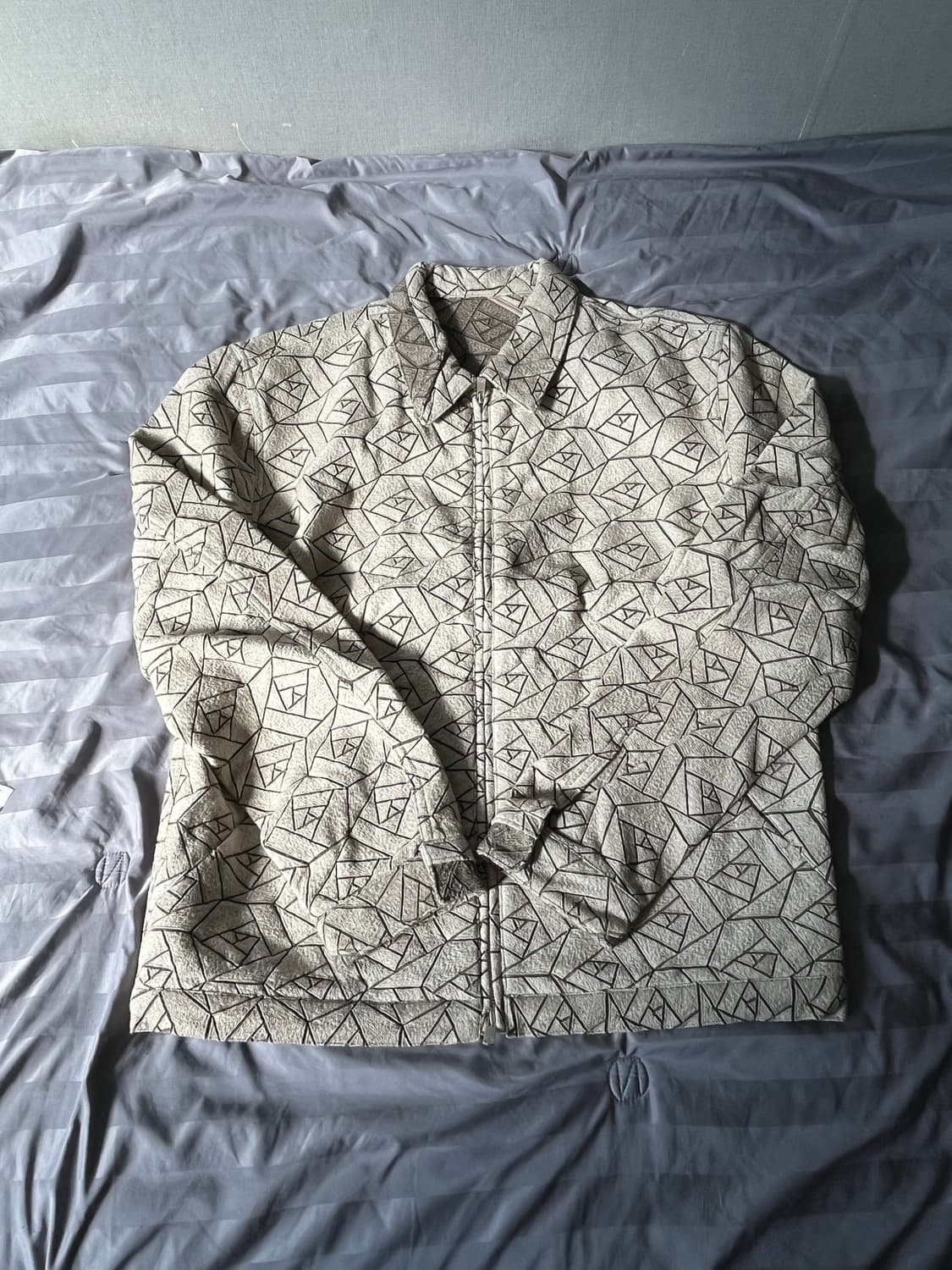 Xlim ep 5 장미 문양 자켓 상품이미지4