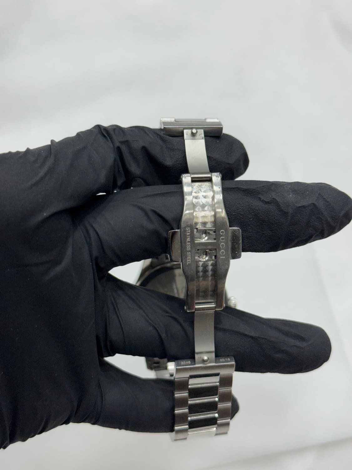 구찌 G-타임리스 쿼츠 38mm 스틸 실버 상품이미지4