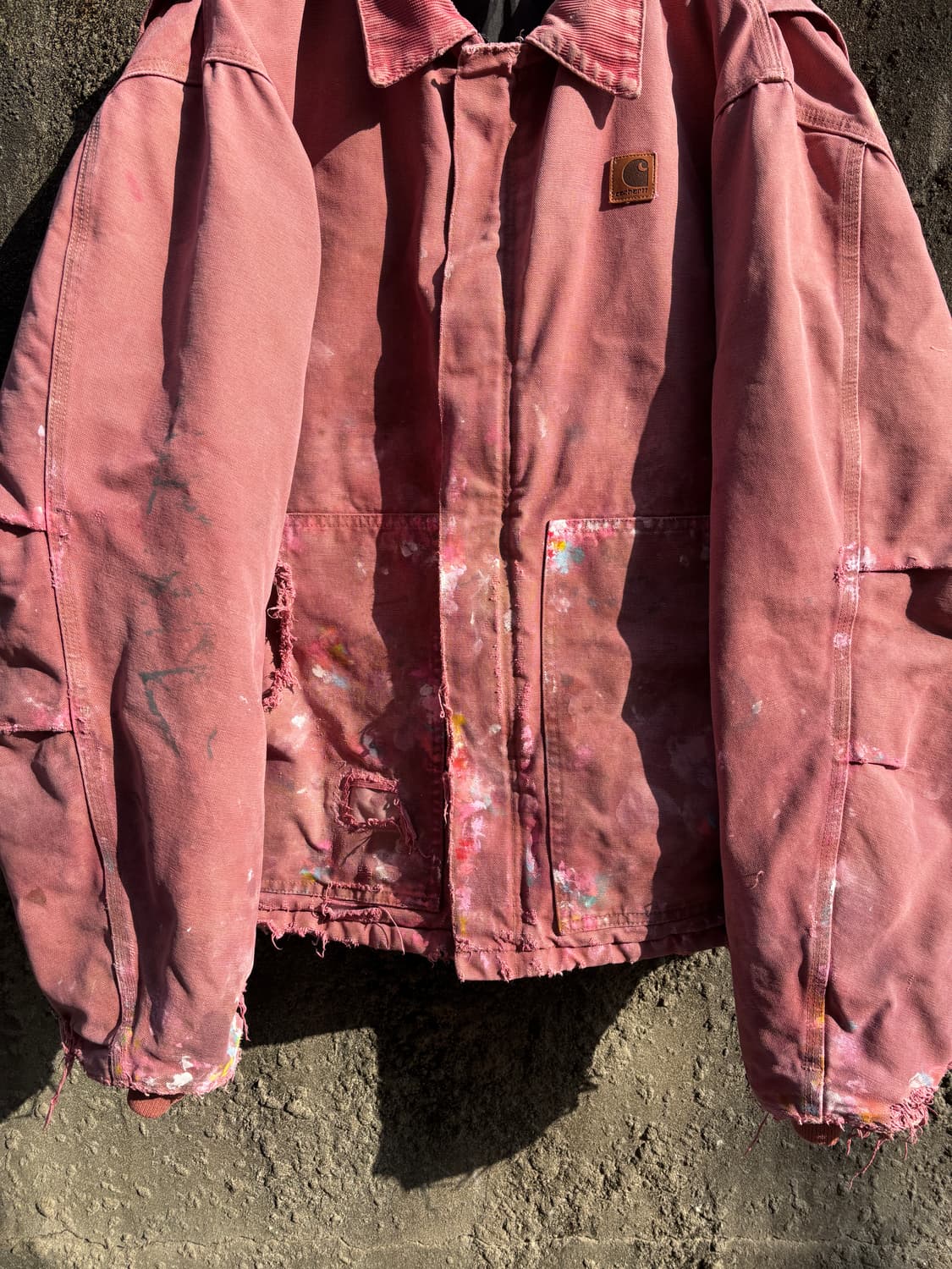 빈티지 칼하트 j22 디스트레스드 페인팅 핑크다잉 자켓 상품이미지3