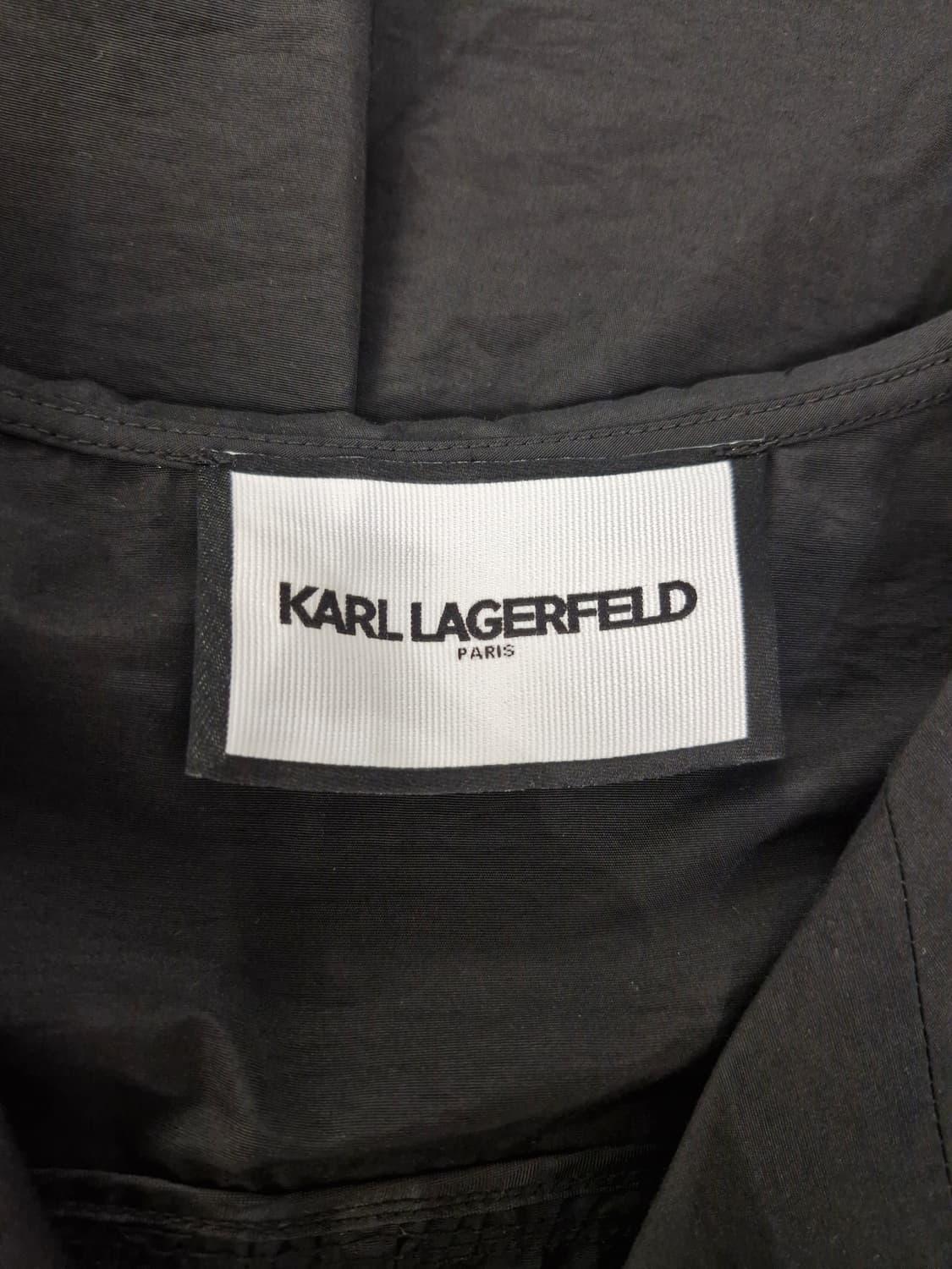 KARL LAGERFELD 칼라거펠트 23S/S 오픈칼라 원피스 상품이미지4