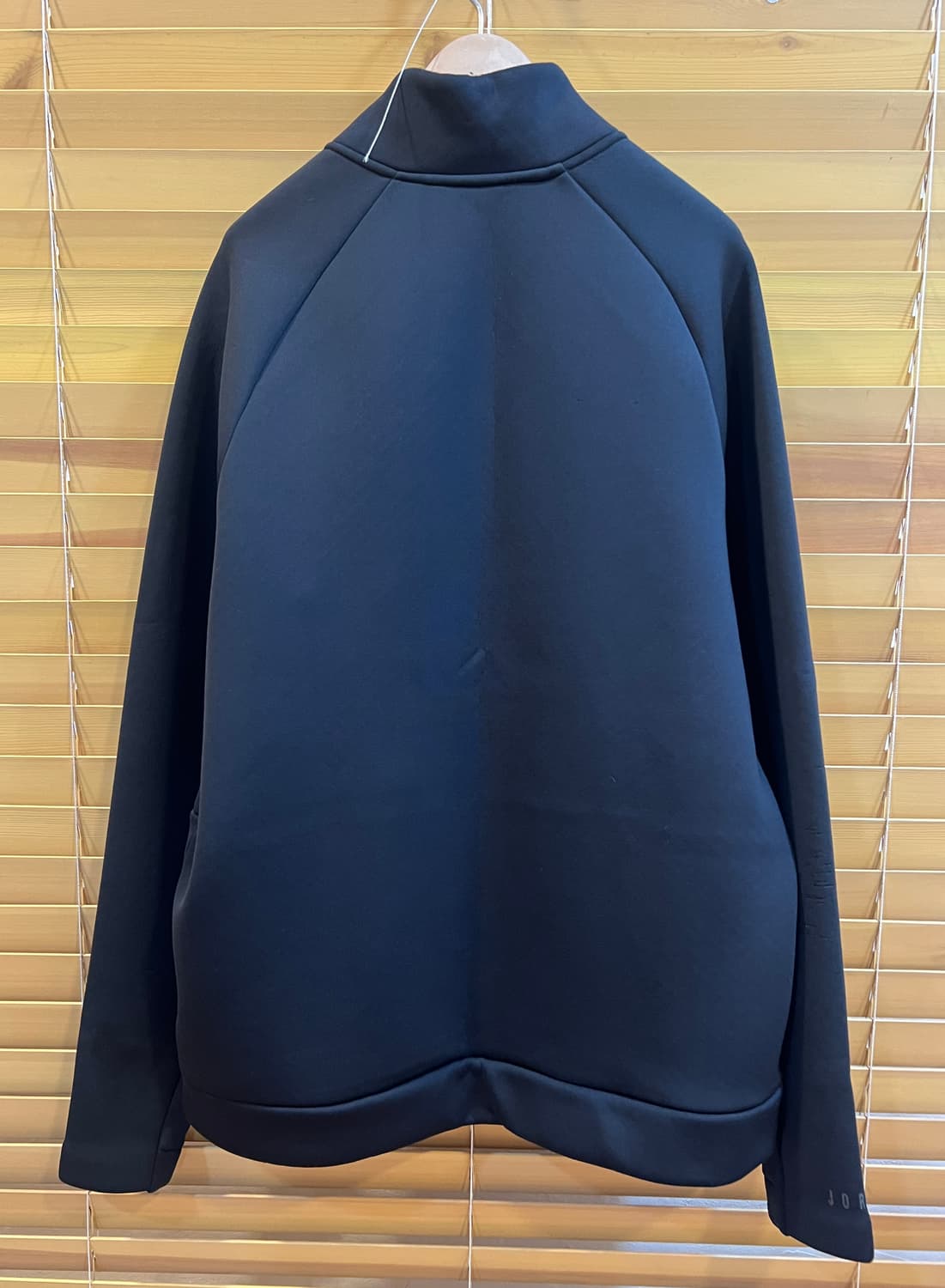 나이키 블랙 하이브리드 스웻티셔츠 하프집업 
 상품이미지9