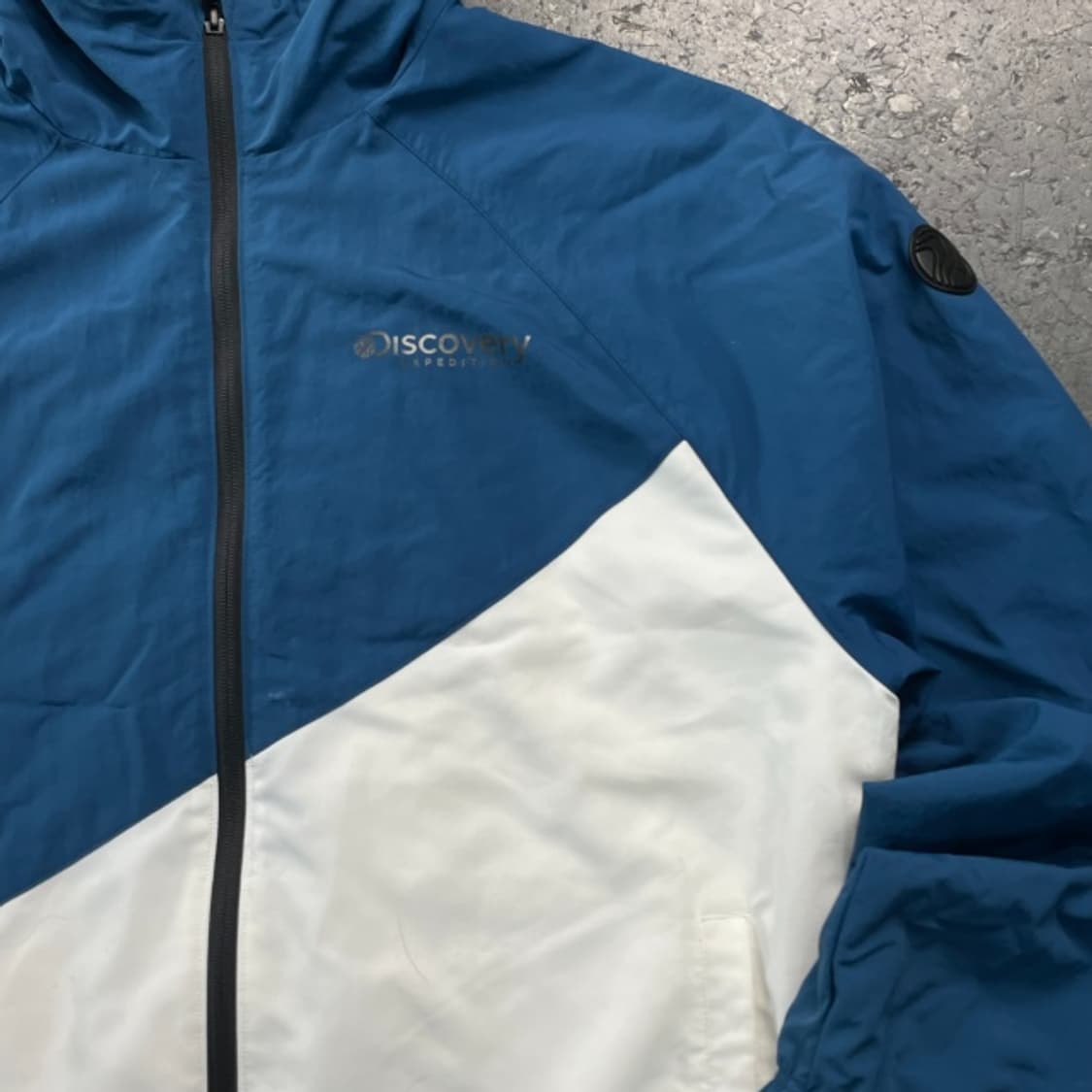 105 디스커버리 바람막이  상품이미지2