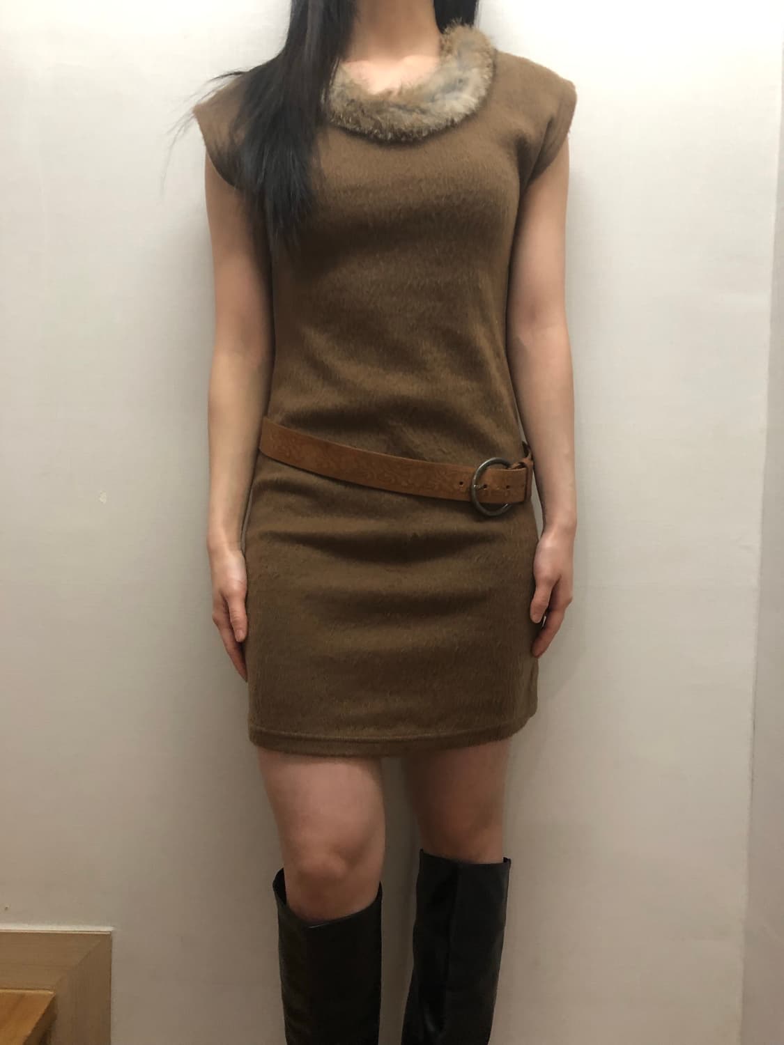 빈티지 브라운 퍼 디테일 원피스 상품이미지2