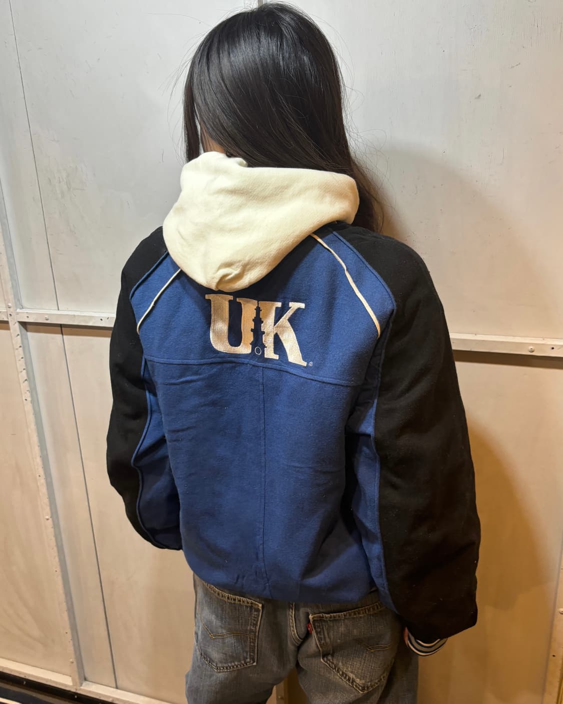 90s Vintage UK Varsity Jacket 상품이미지4