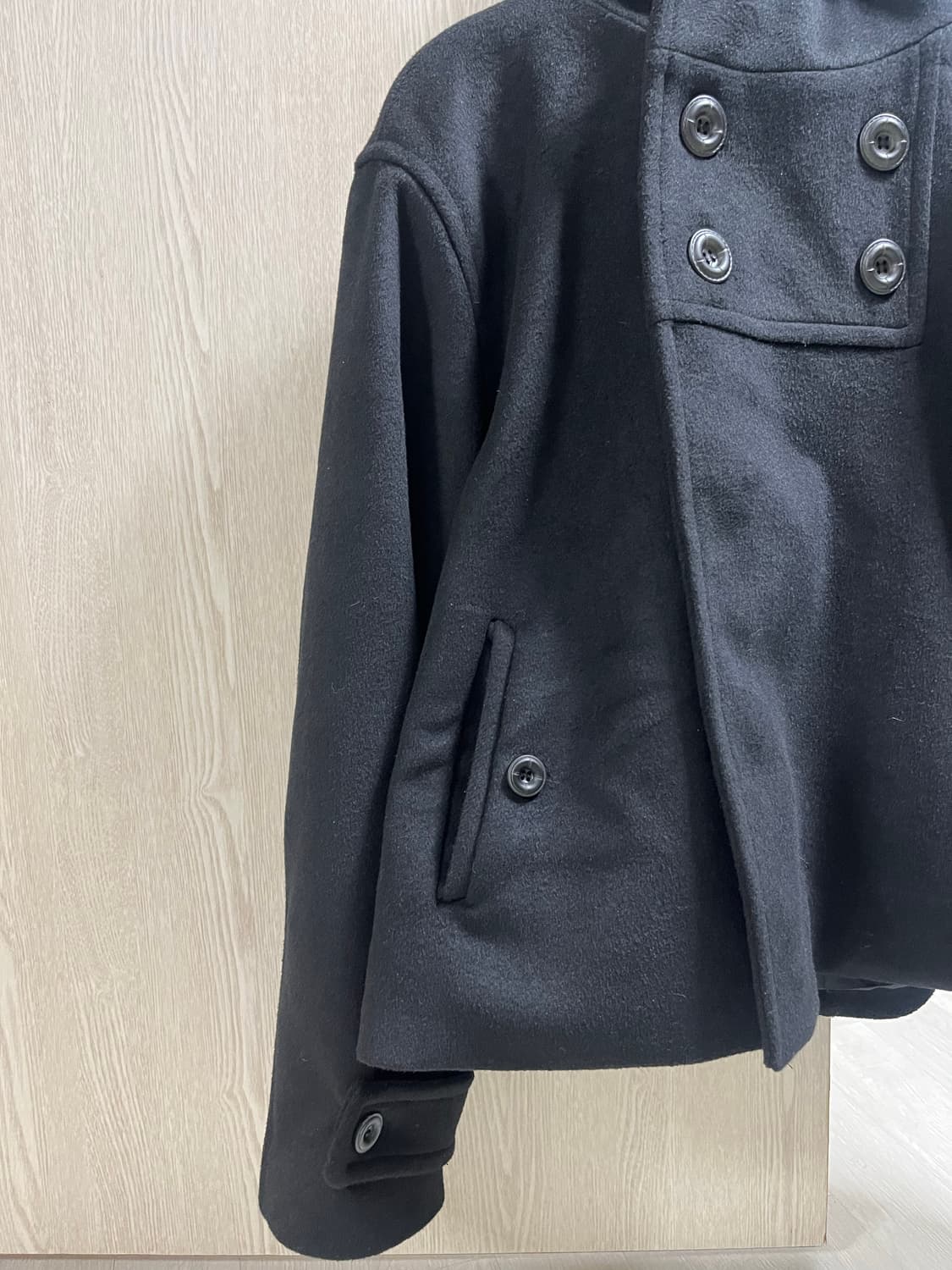 오피쉬 QUAD BUTTON SHORT COAT, BLACK 상품이미지5