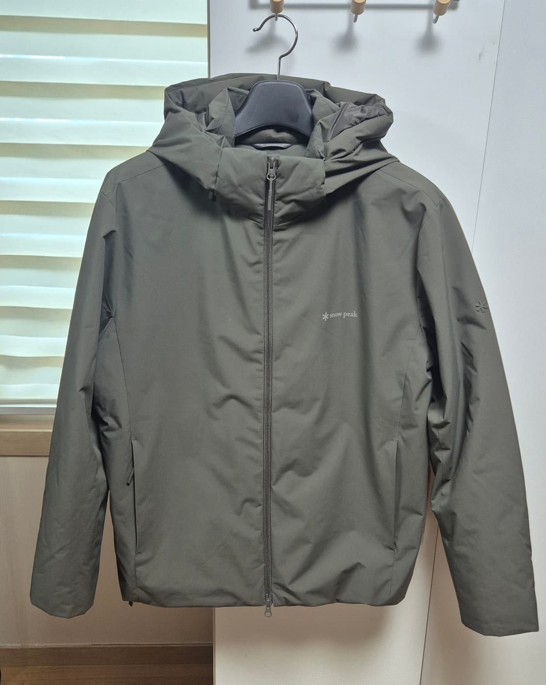스노우피크 티타닉 경량 후드 다운패딩 카키  XL 상품이미지1