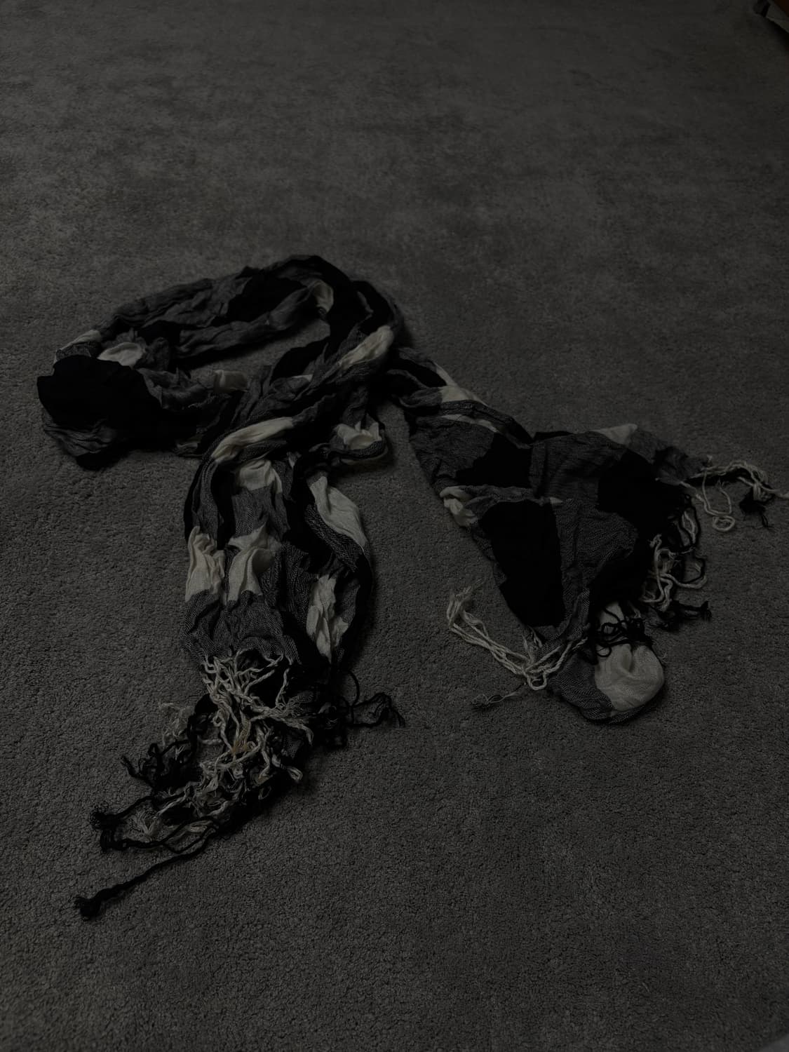 Vintage minimal grunge mood scarf 상품이미지1