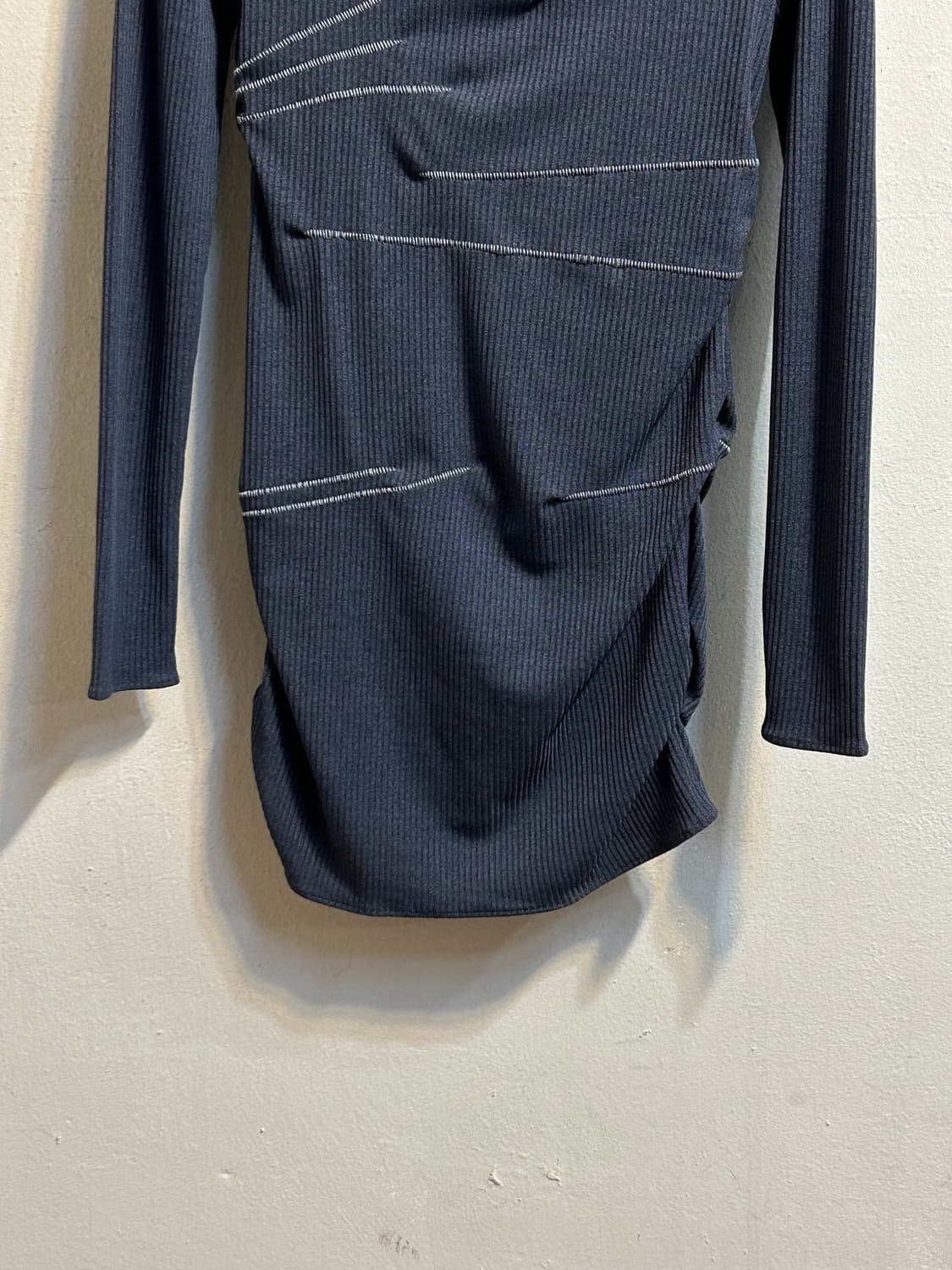 마뗑킴 드레이프 롱슬리브 탑 상품이미지3