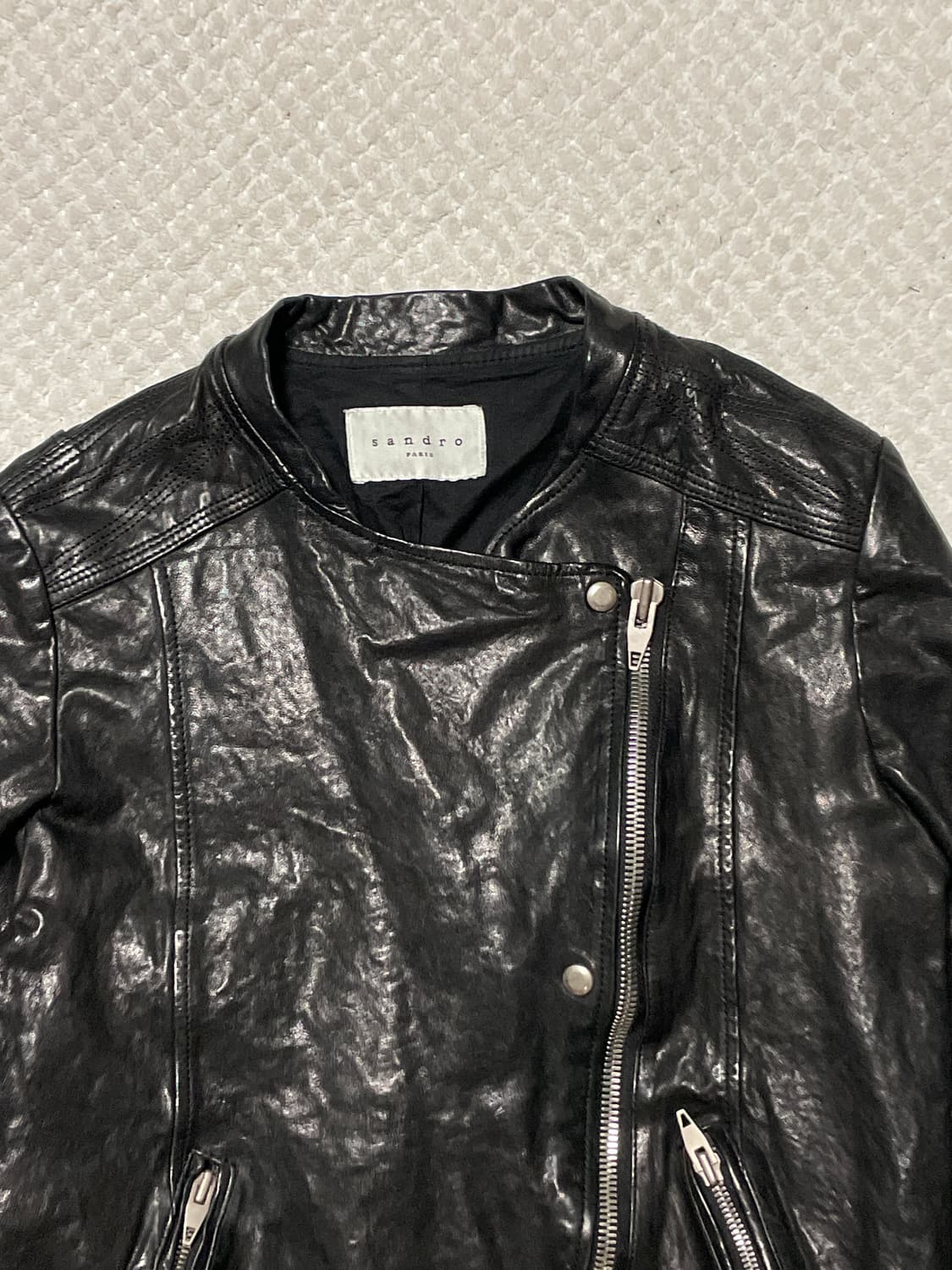 SANDRO Y2K 웨스턴 무드 램스킨 양가죽 바이커 절개 레더 자켓 상품이미지4