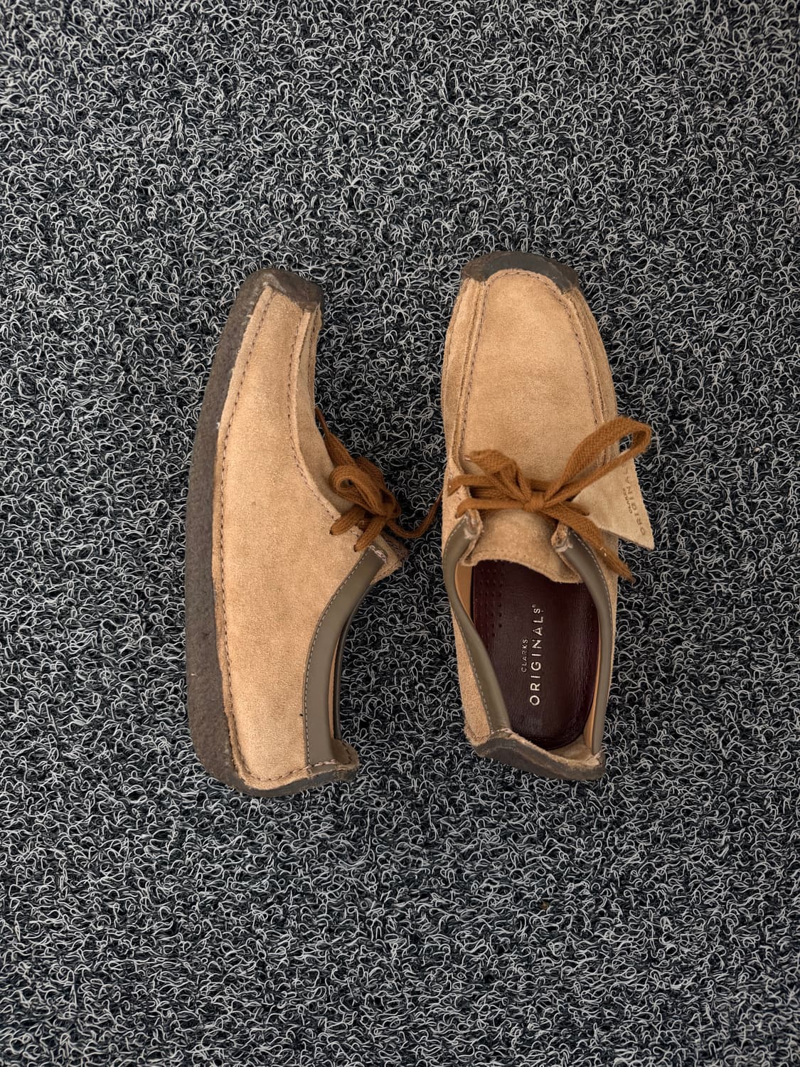 클락스 오리지널(Clarks Originals) 제이니 메이 스웨이드 슈 상품이미지2