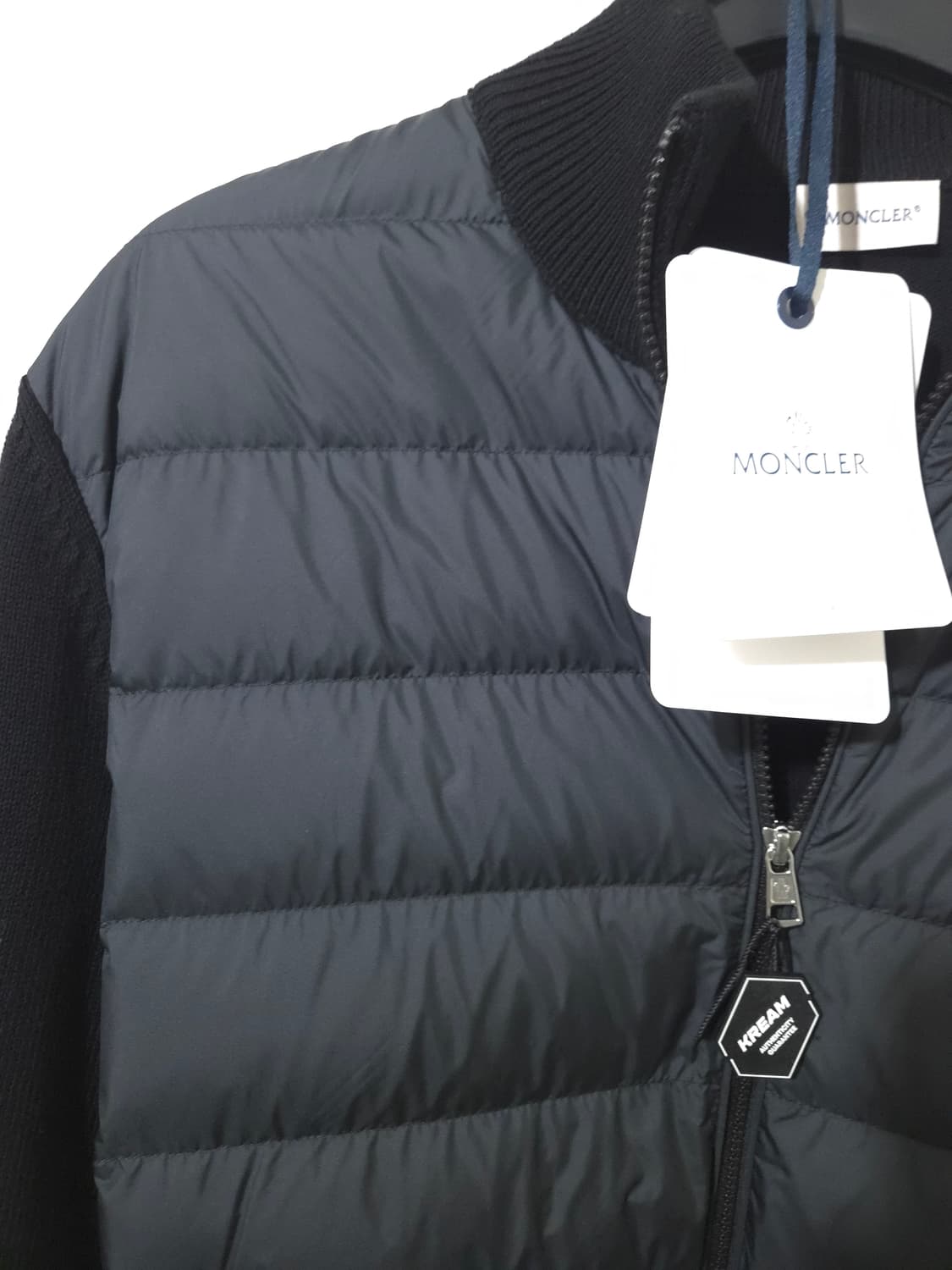 [새상품, 26SS] 몽클레어 니트패딩 XL Size 상품이미지4