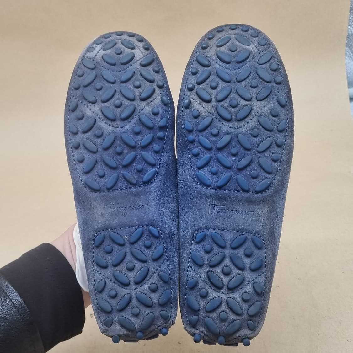 페라가모 스웨이드 여성로퍼220 상품이미지3