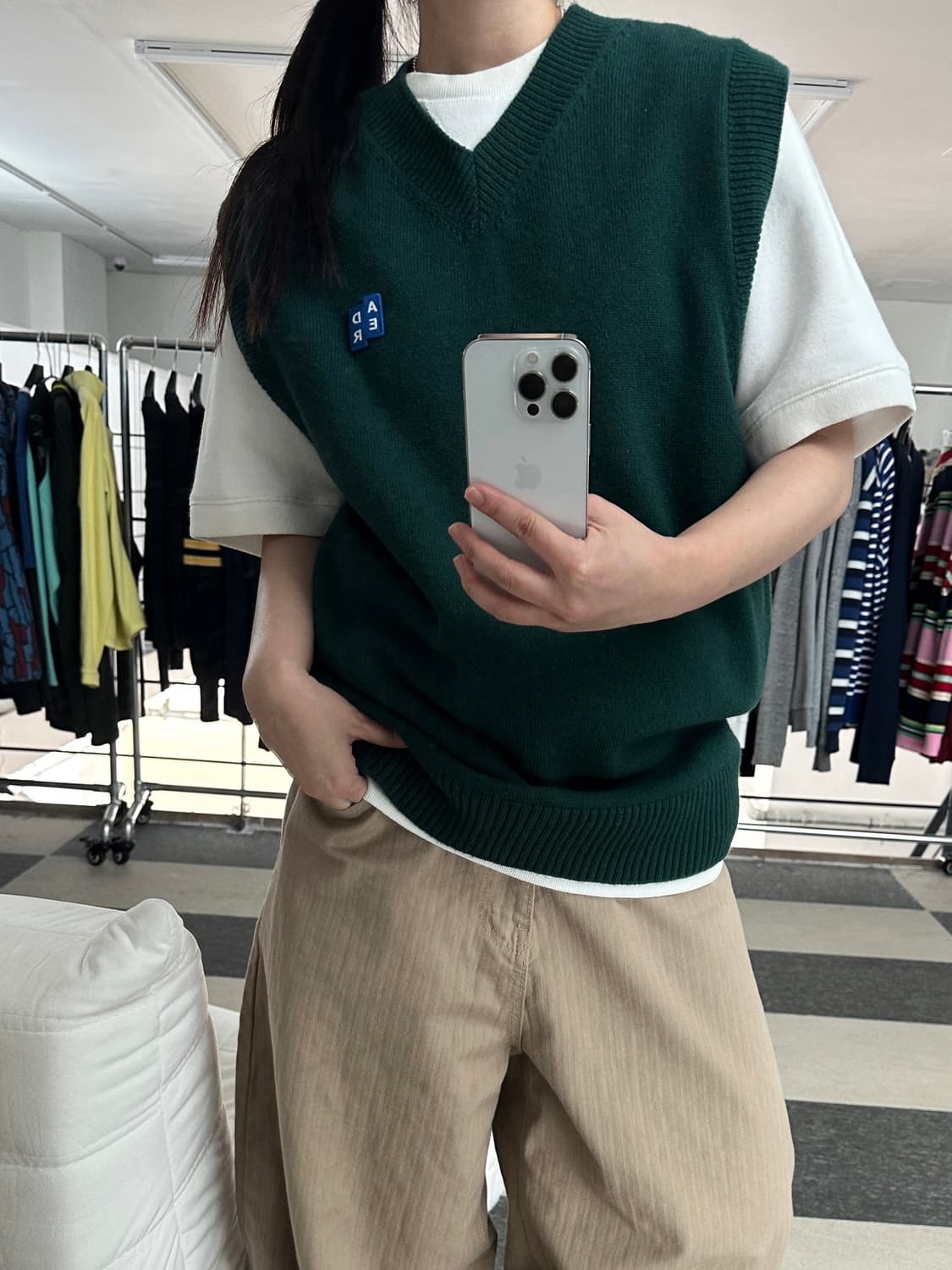 아더에러 시그니피건트 TRS 태그 니트 베스트  상품이미지9