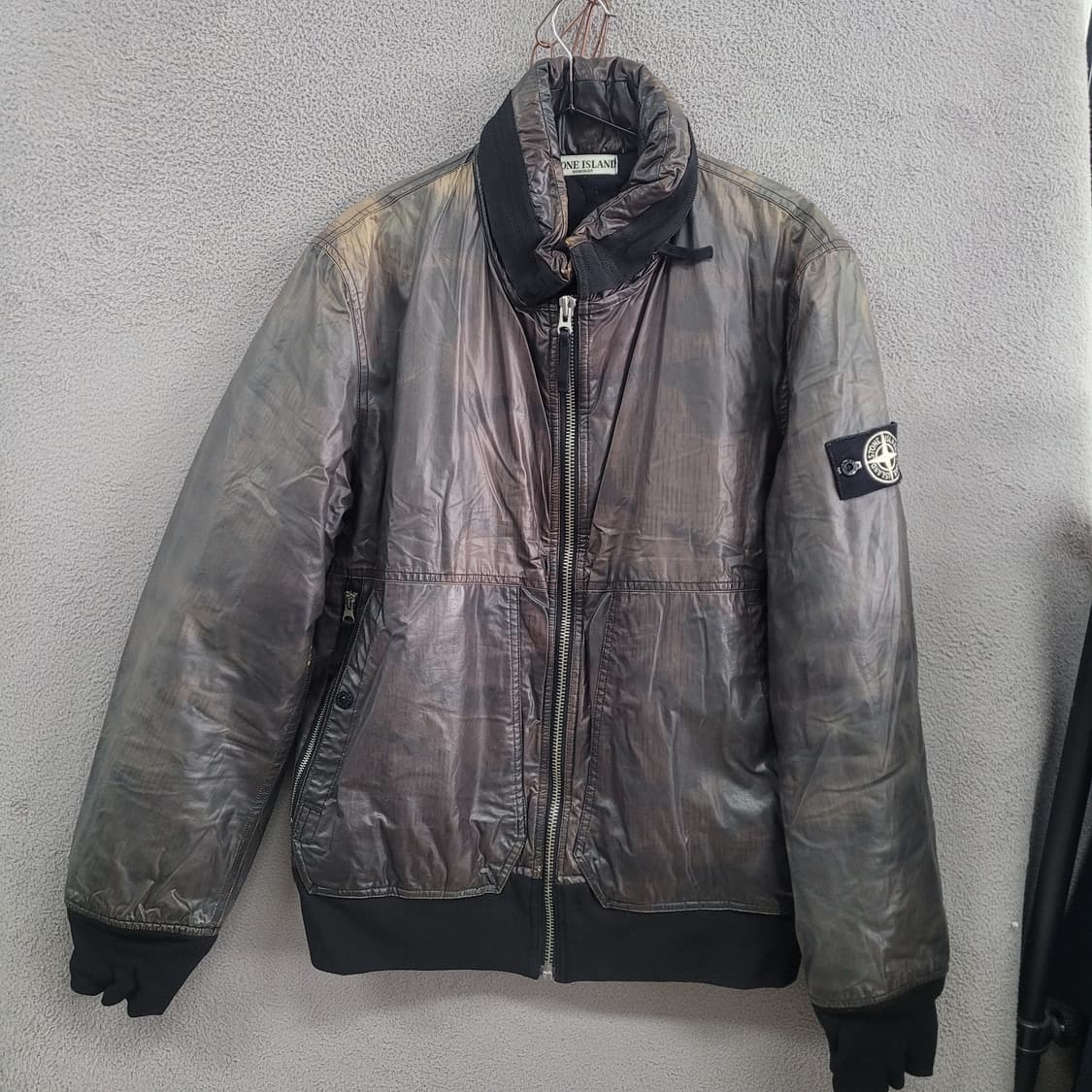 스톤아일랜드 EARTH MAPPING 카모플라주 다운 상품이미지1