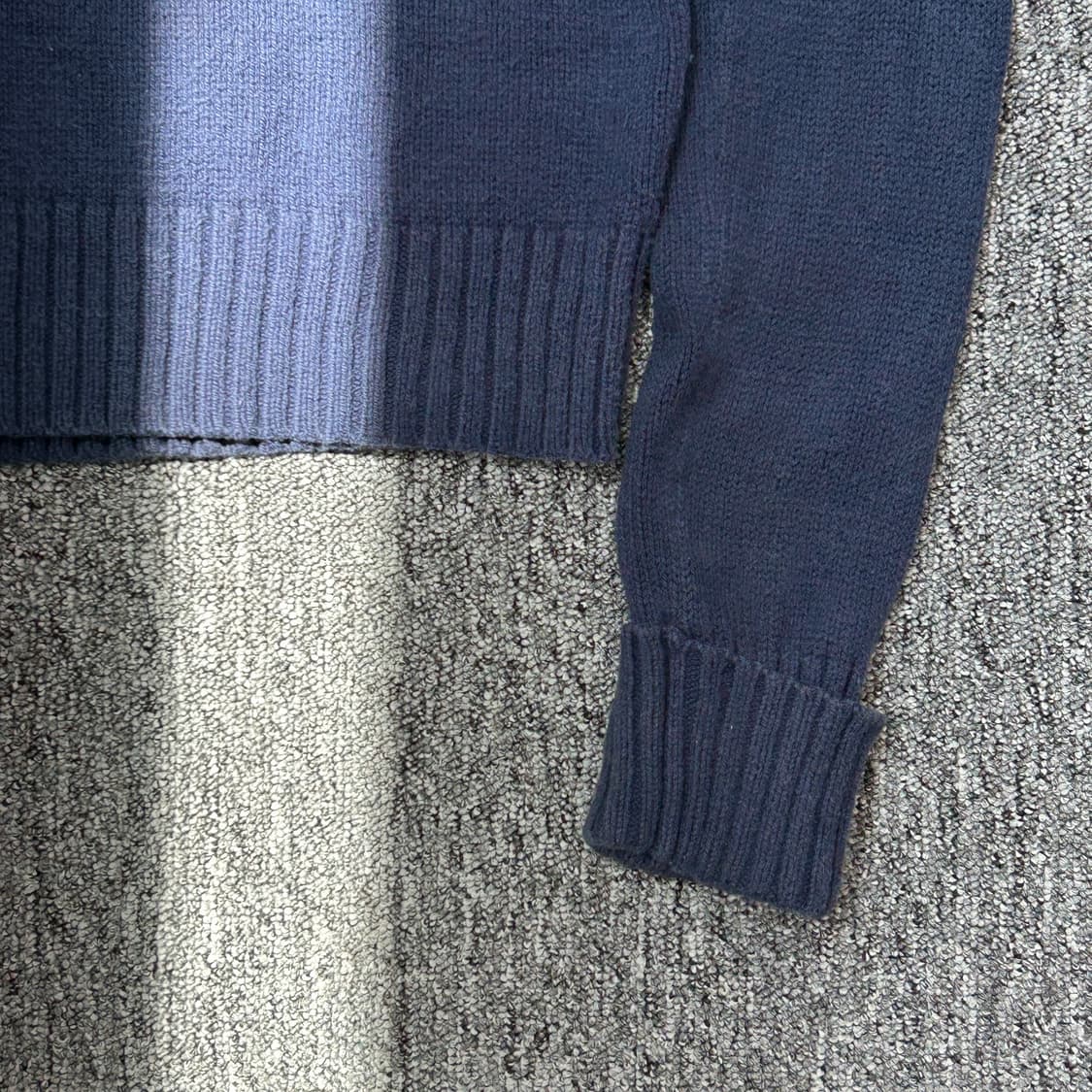 랄프로렌 네이비 브이넥 니트 상품이미지3