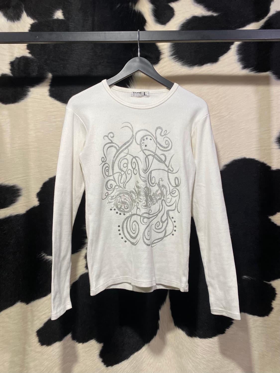 Realmind 큐빅 롱슬리브 상품이미지2