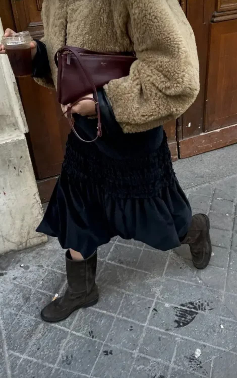 Ethos 에토스 벨벳 리플 스커트 블랙  상품이미지1