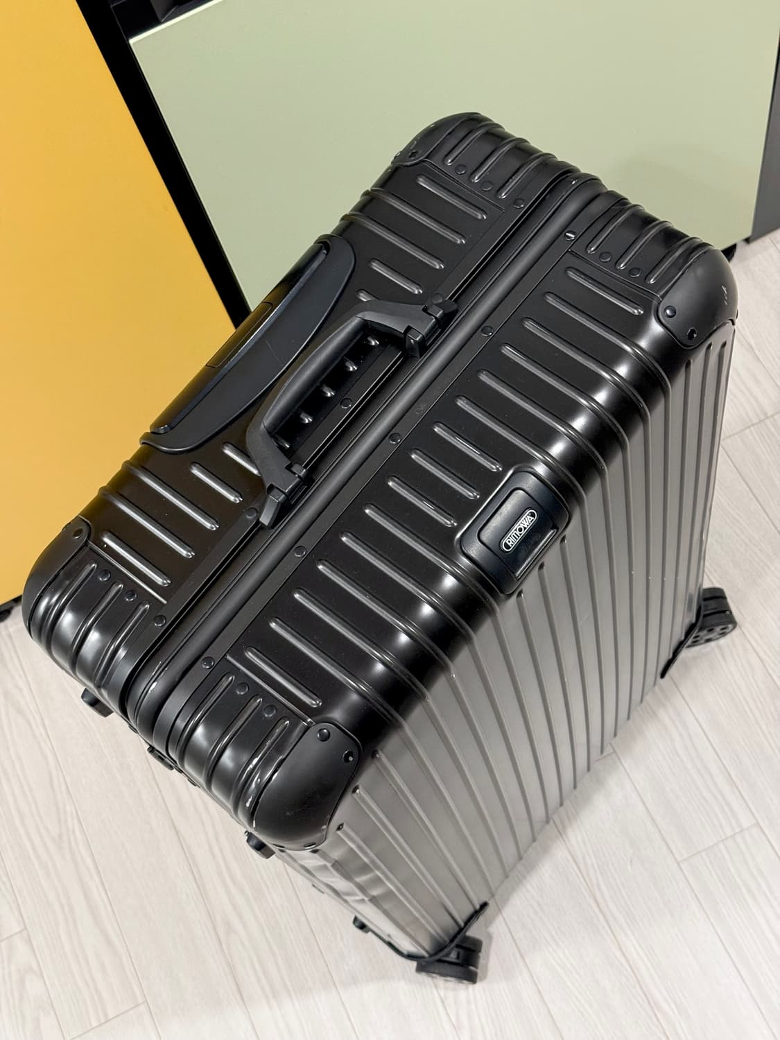 [L] 리모와 오리지널 블랙 체크인L 상품이미지4