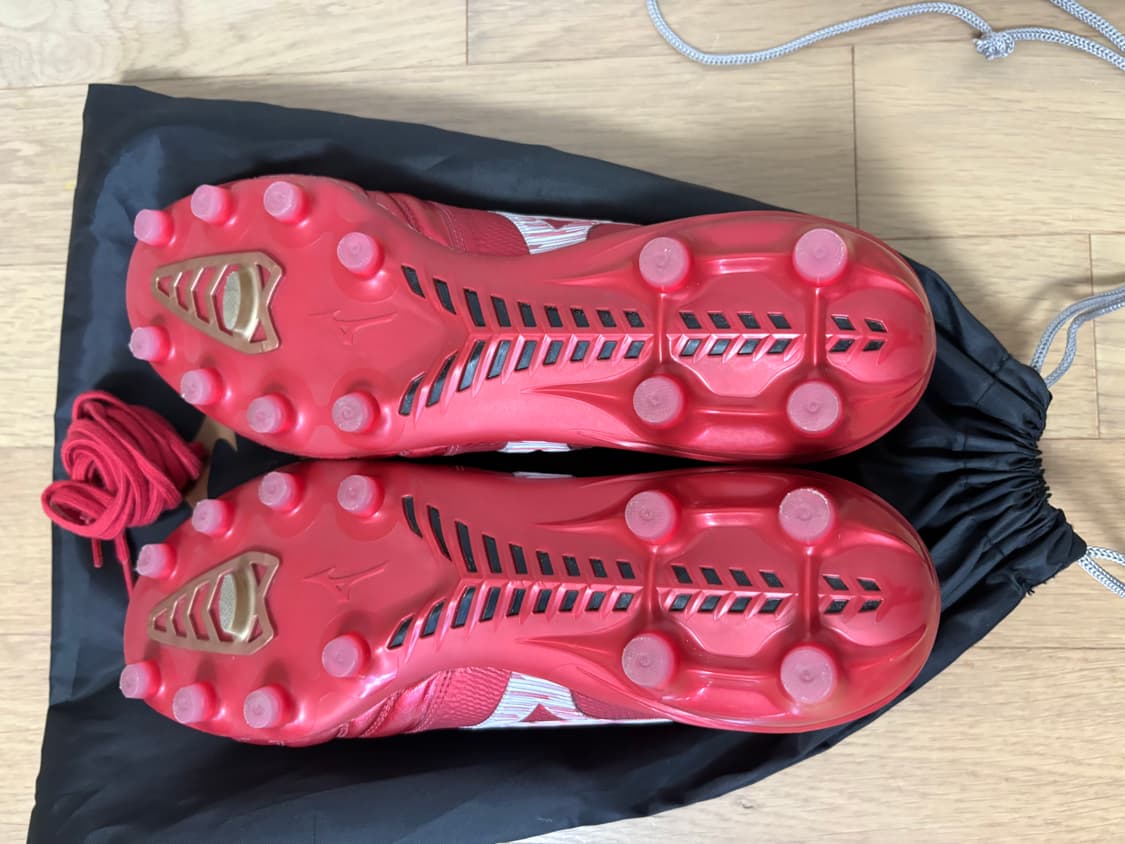 미즈노 축구화 10분만 신어본 거의 새 축구화 급처 상품이미지3