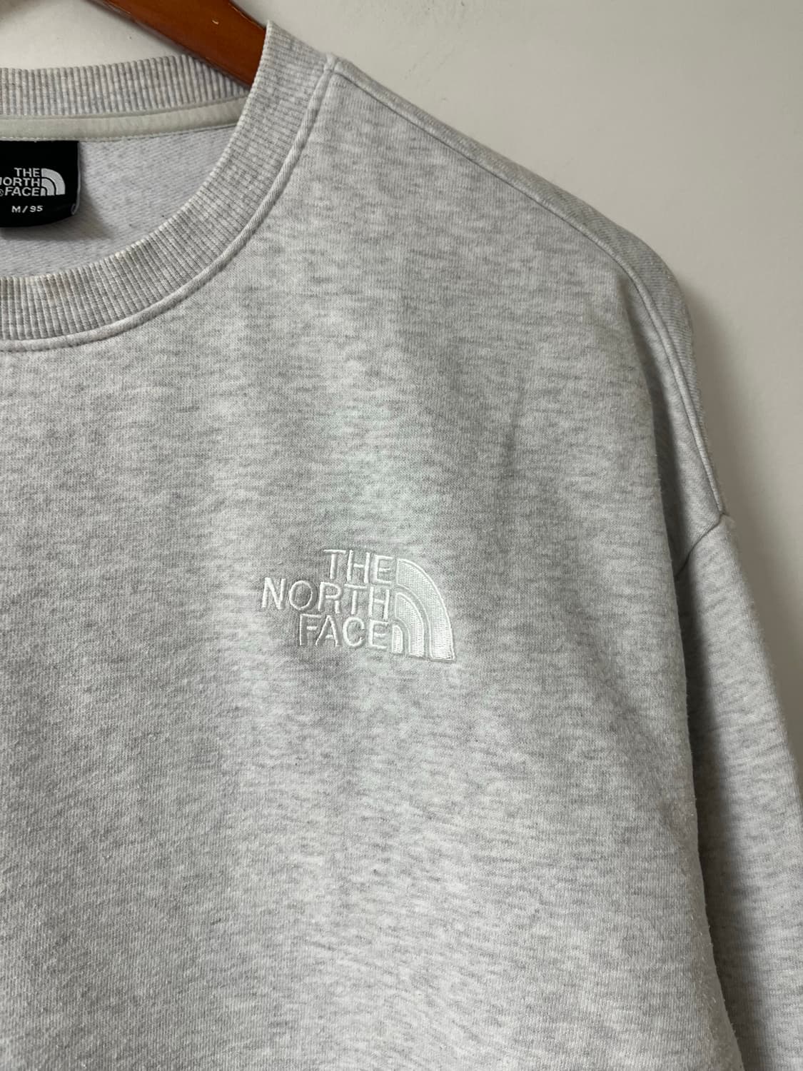 노스페이스 맨투맨 상품이미지3