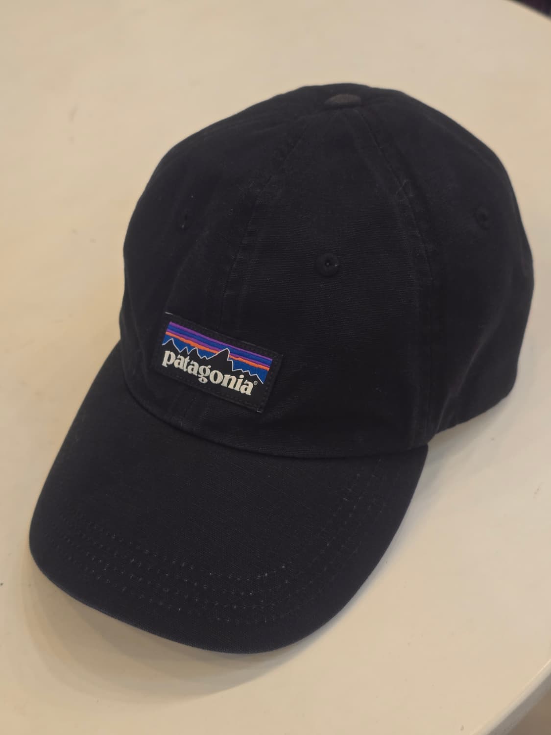 Patagonia 블랙 볼캡 상품이미지1