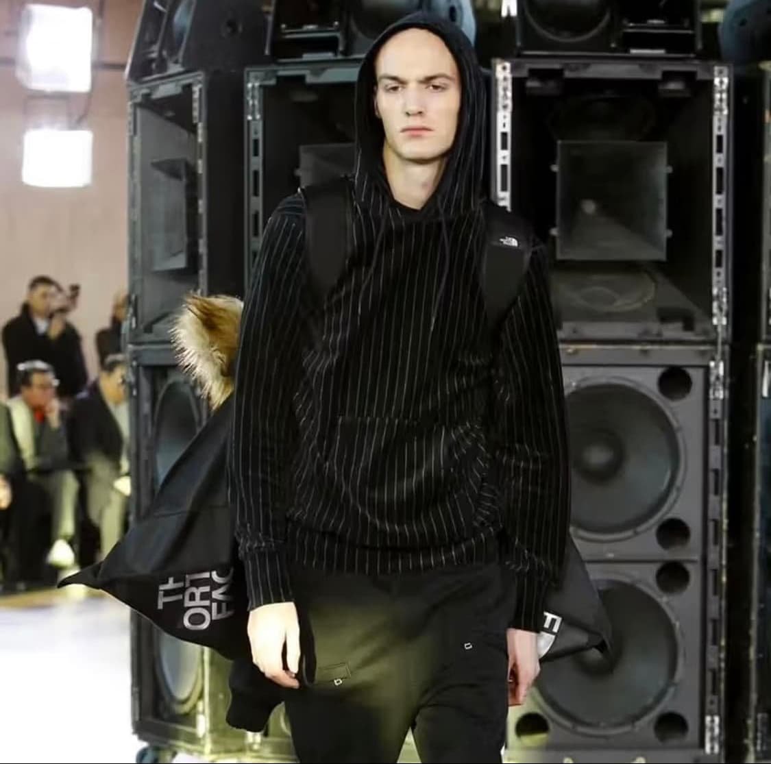 준야와타나베 벨루어 후드 상품이미지1