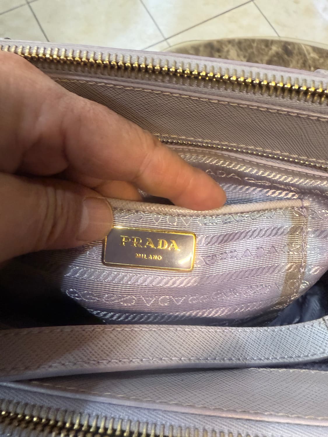 정품 프라다 사피아노 럭스 더블집 2way백 팝니다 상품이미지8