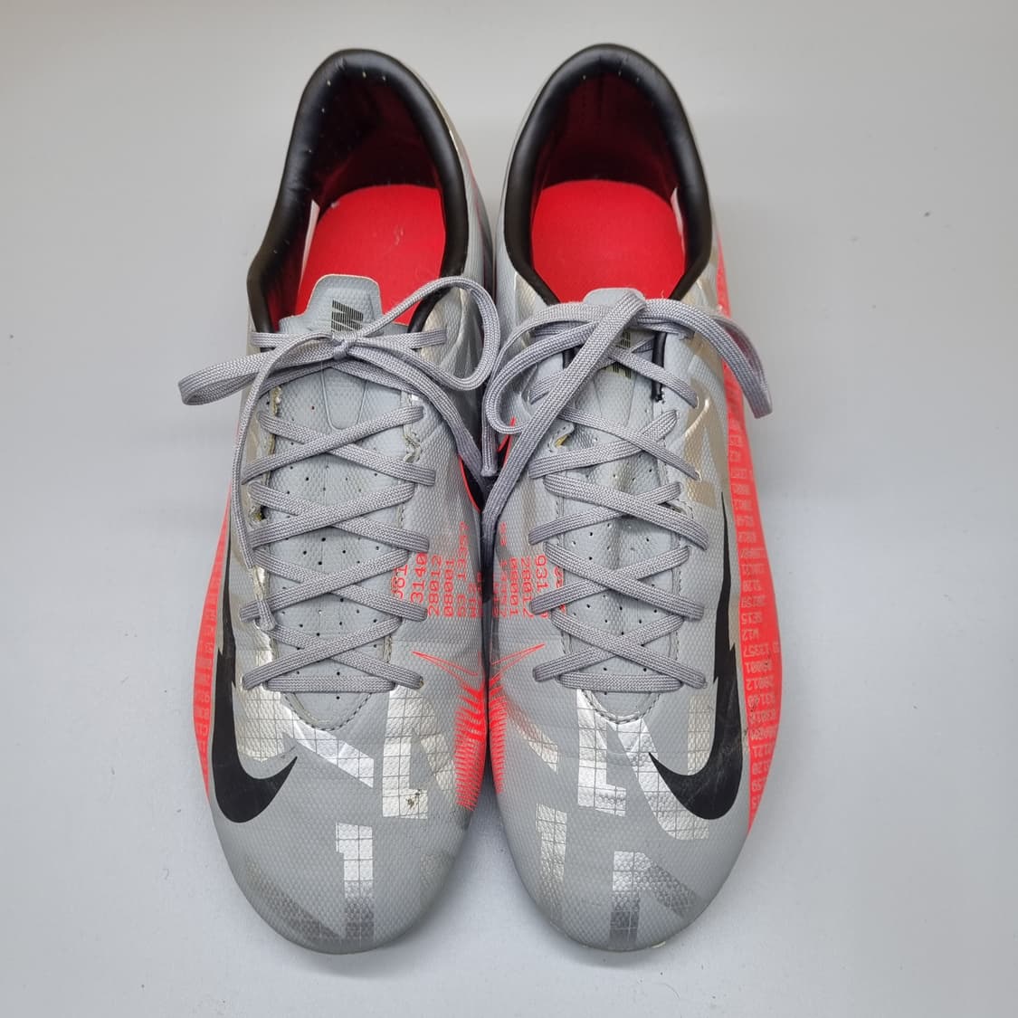 나이키 머큐리얼 베이퍼13 축구화 270 상품이미지2