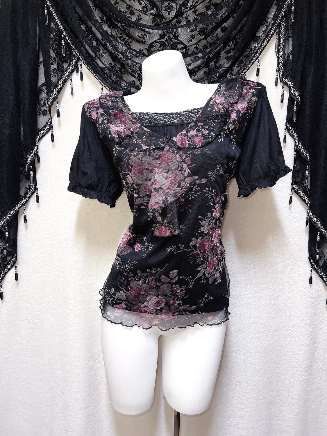 로맨틱고딕 오리엔탈 다크페어리 플라워 레이스 반팔탑 히메카지 갸루 핀터 상품이미지1