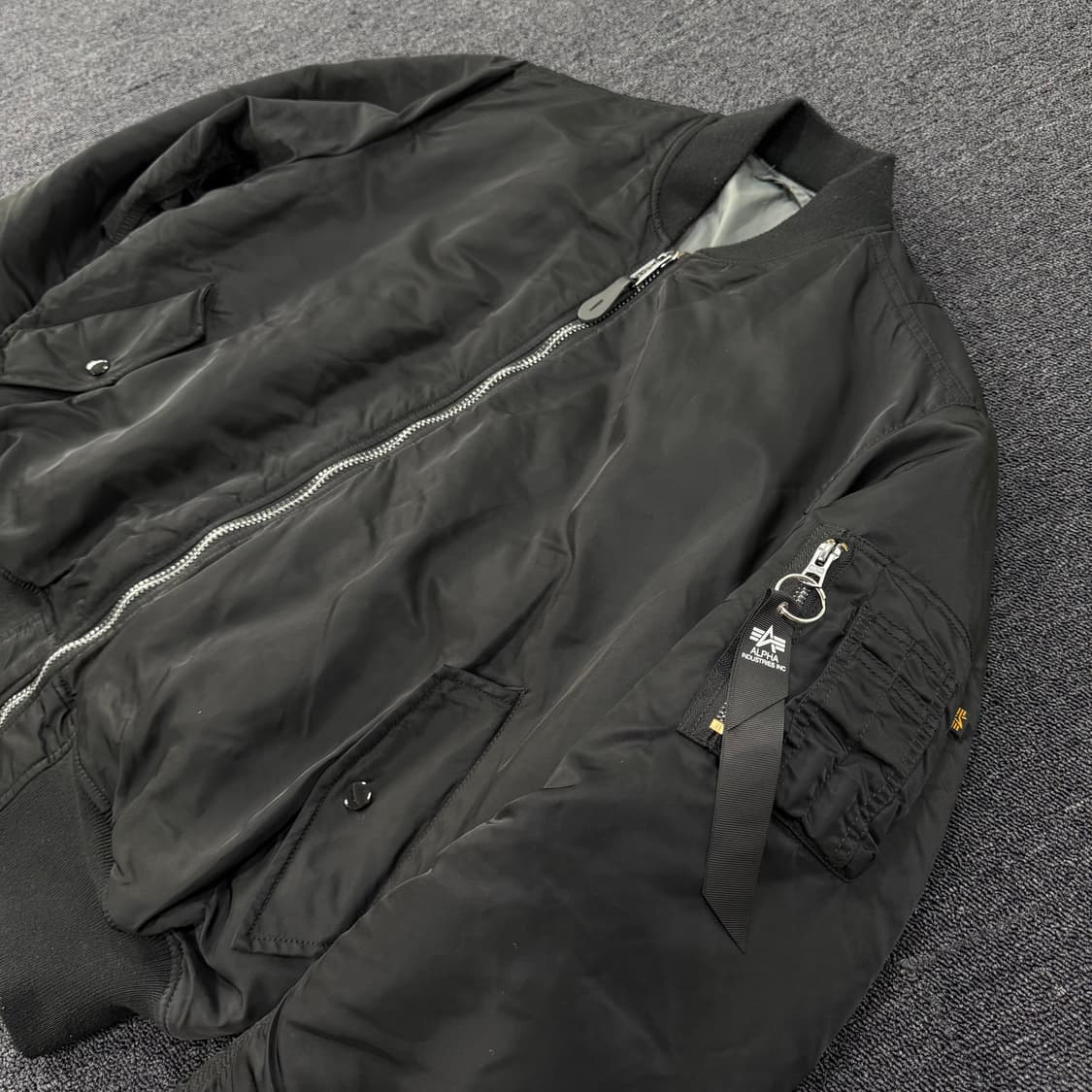 알파인더스트리 ma-1 리버시블 항공자켓 상품이미지3