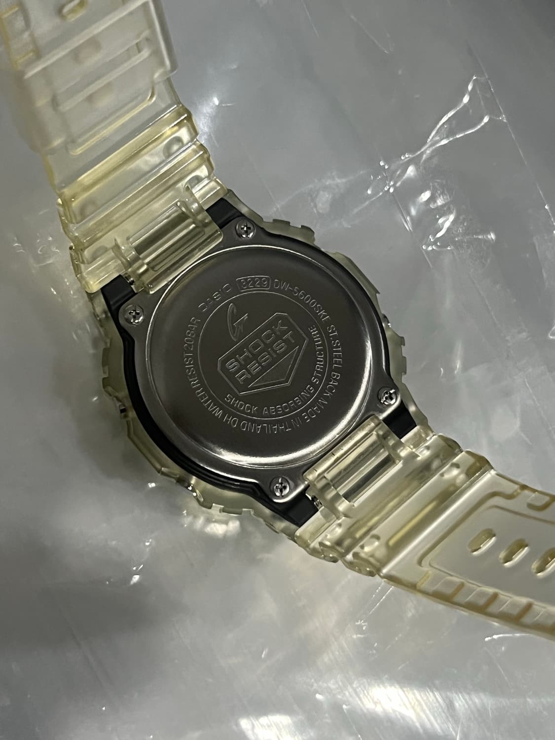 지샥 dw5600 클리어 모델 중고 상품이미지5