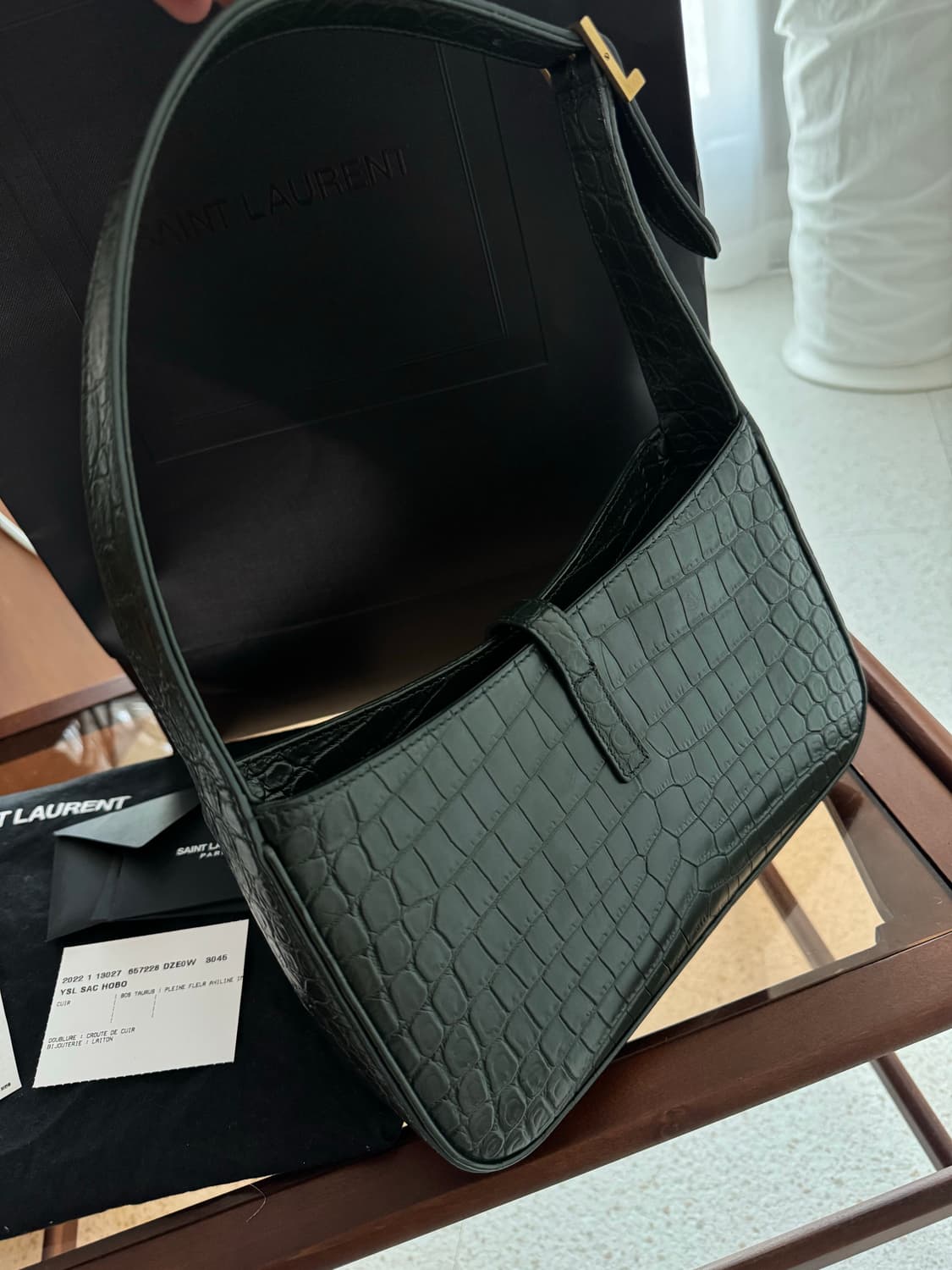 정가 400만 생로랑 LE 5 À 7 호보백 상품이미지6