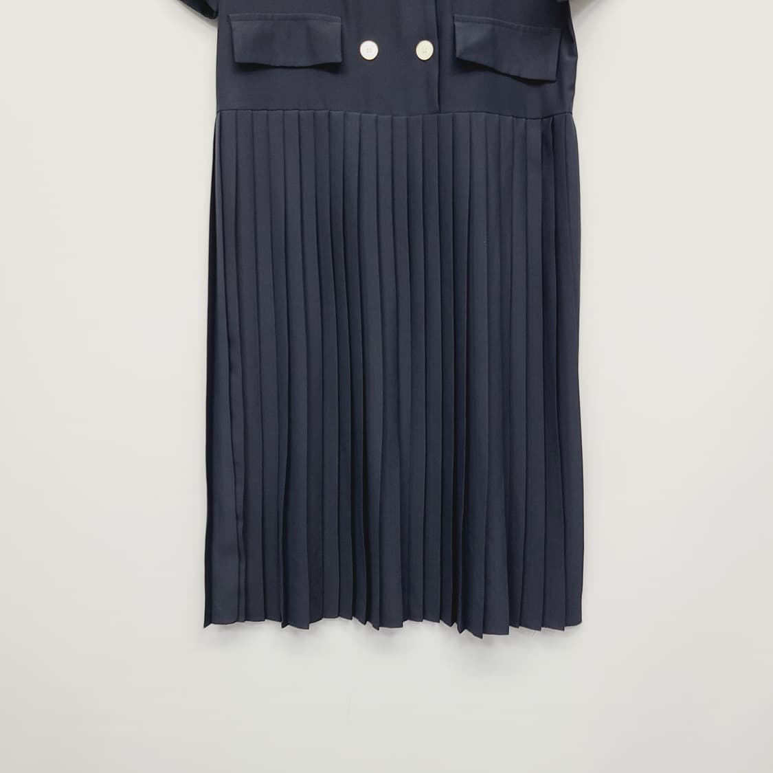 엔투 카노조(N2 KANOZO) 세일러 더블 버튼 플리츠 원피스 상품이미지4