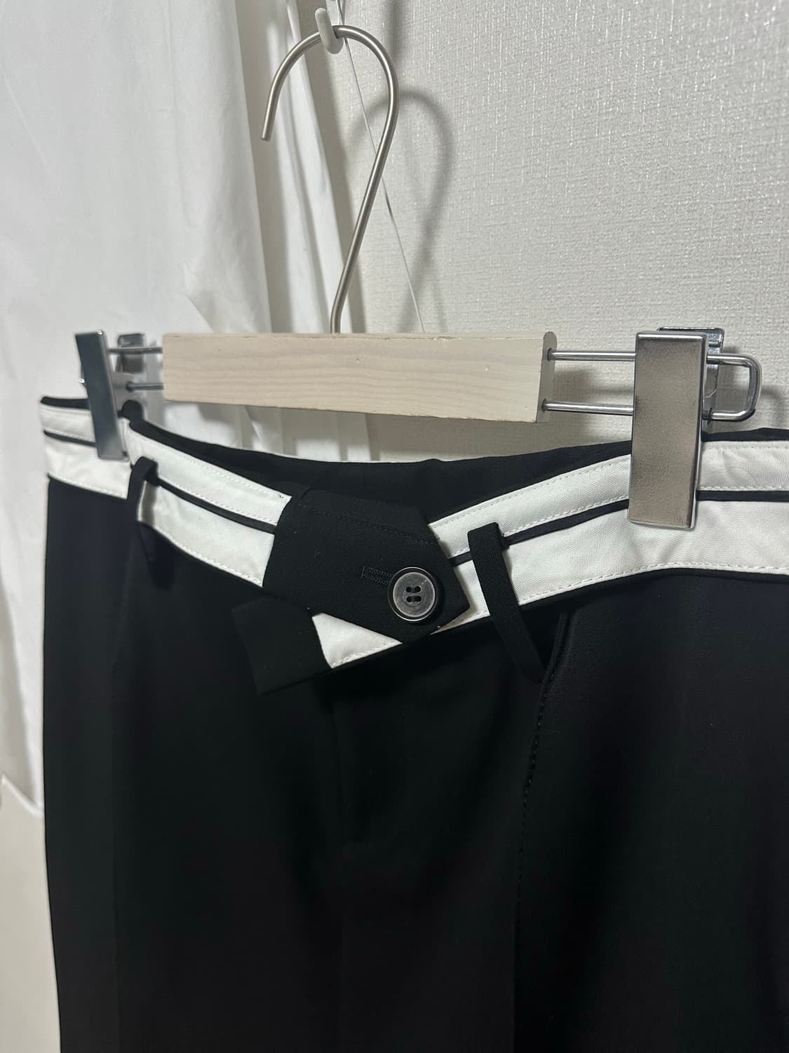 LE CIEL BLUE 트위스트 라이닝 미디스커트 상품이미지6