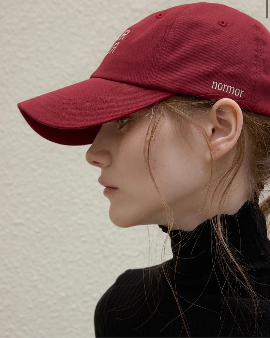(새상품) 노머 심볼 베이스 볼캡 버건디 상품이미지3