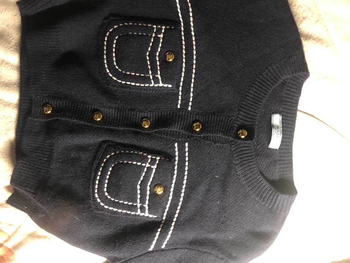 프라다 금장 버튼 가디건 상품이미지1